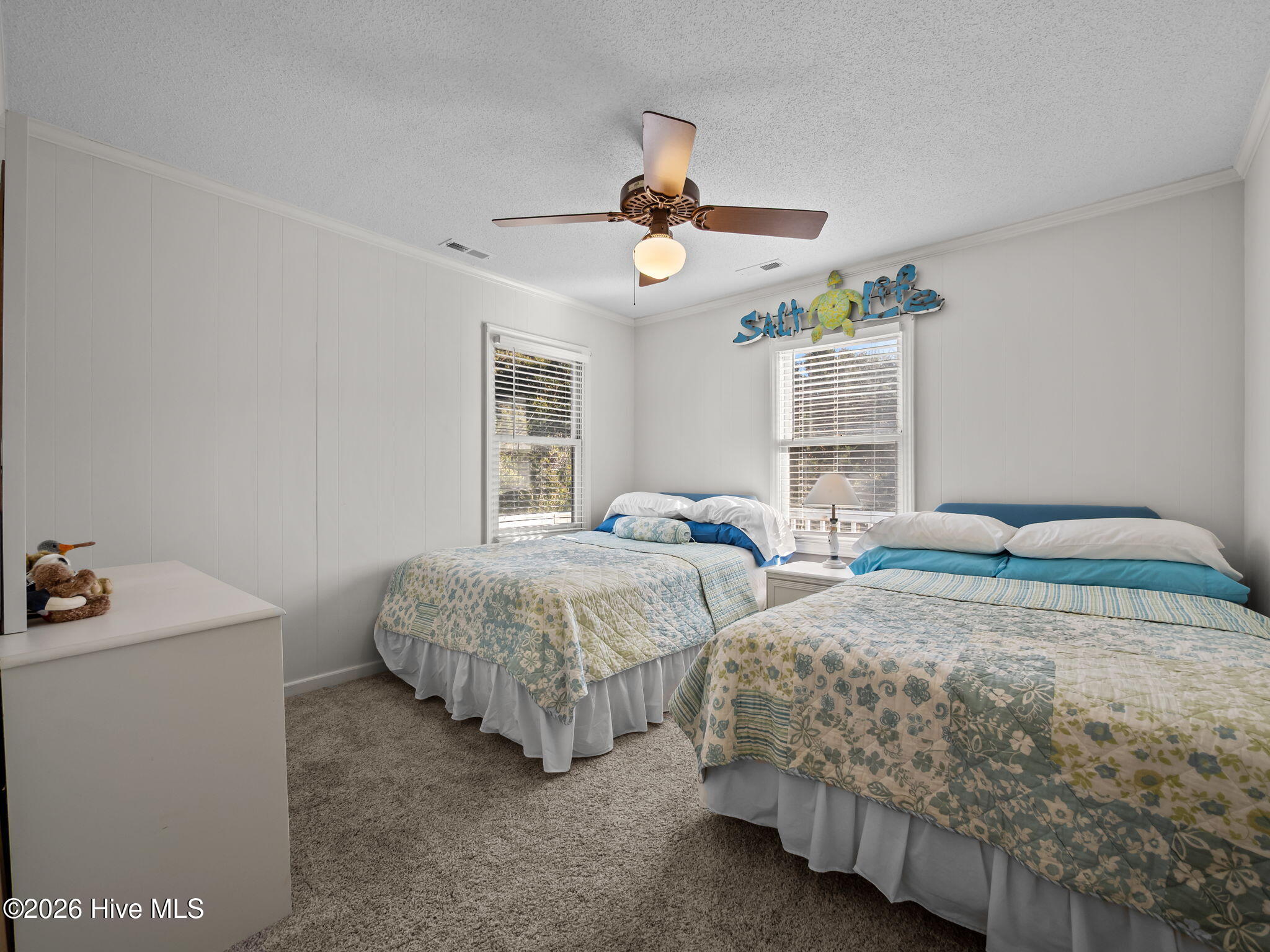 100551194 | Photo 39