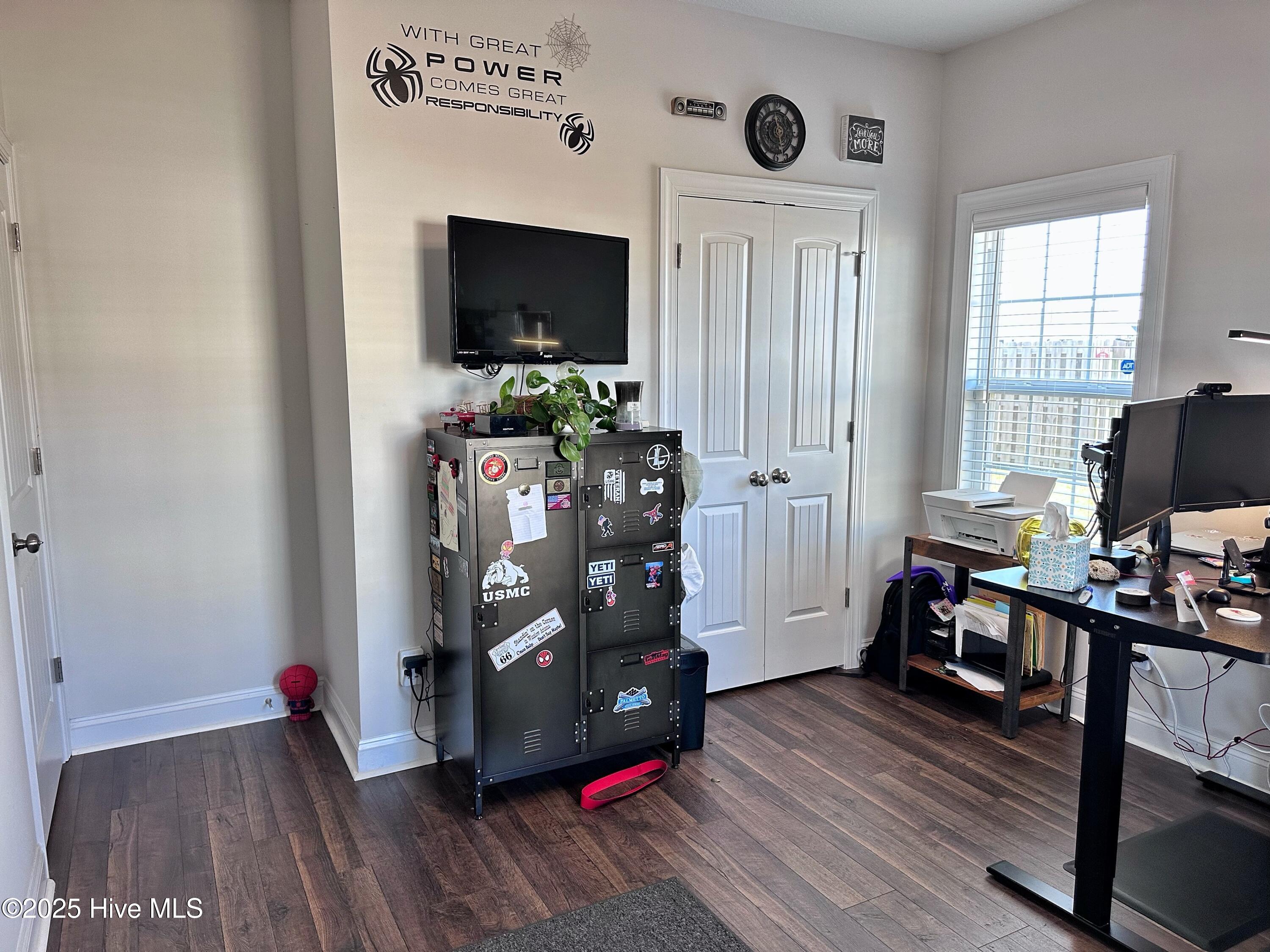 100540901 | Photo 25