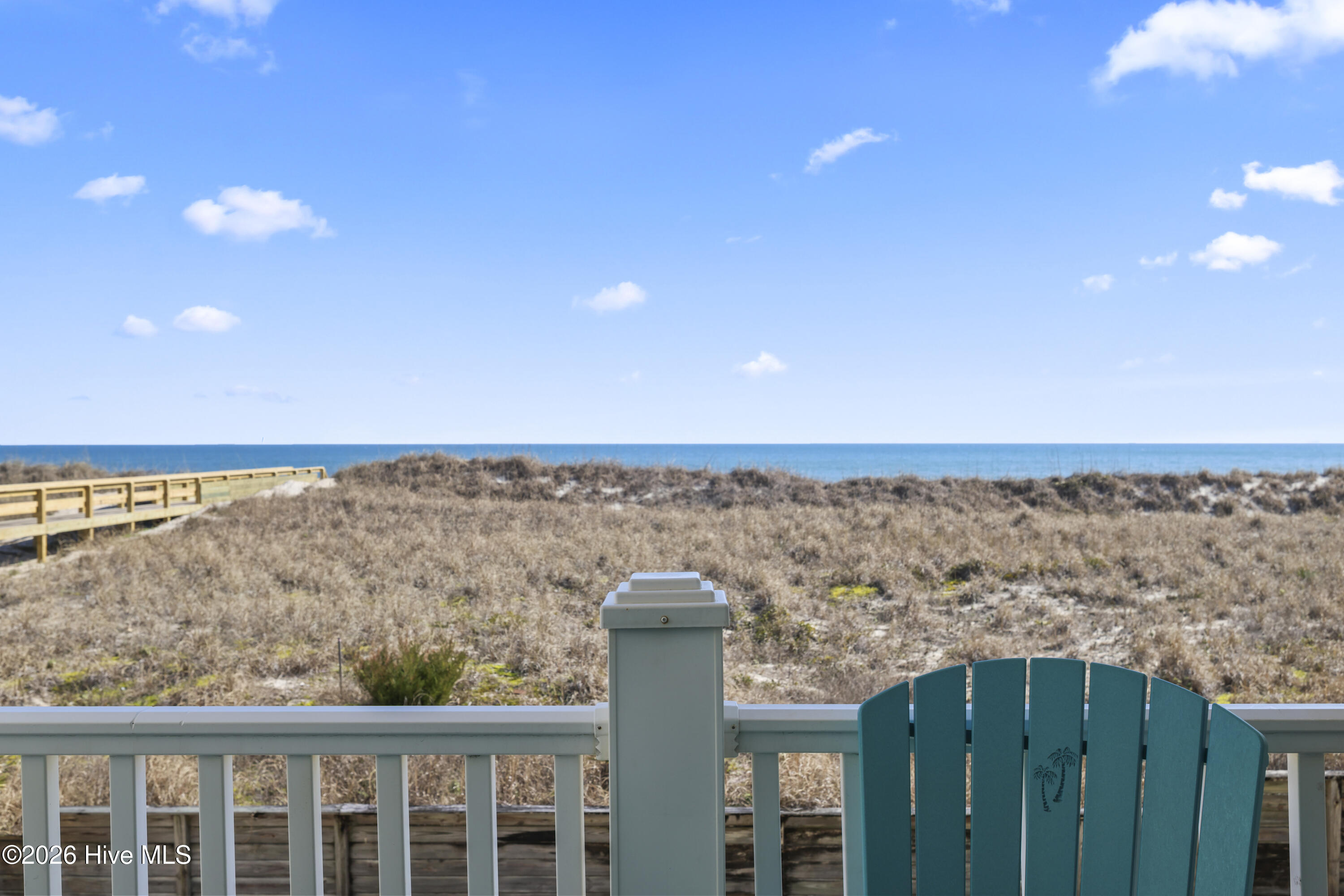 100553998 | Photo 14