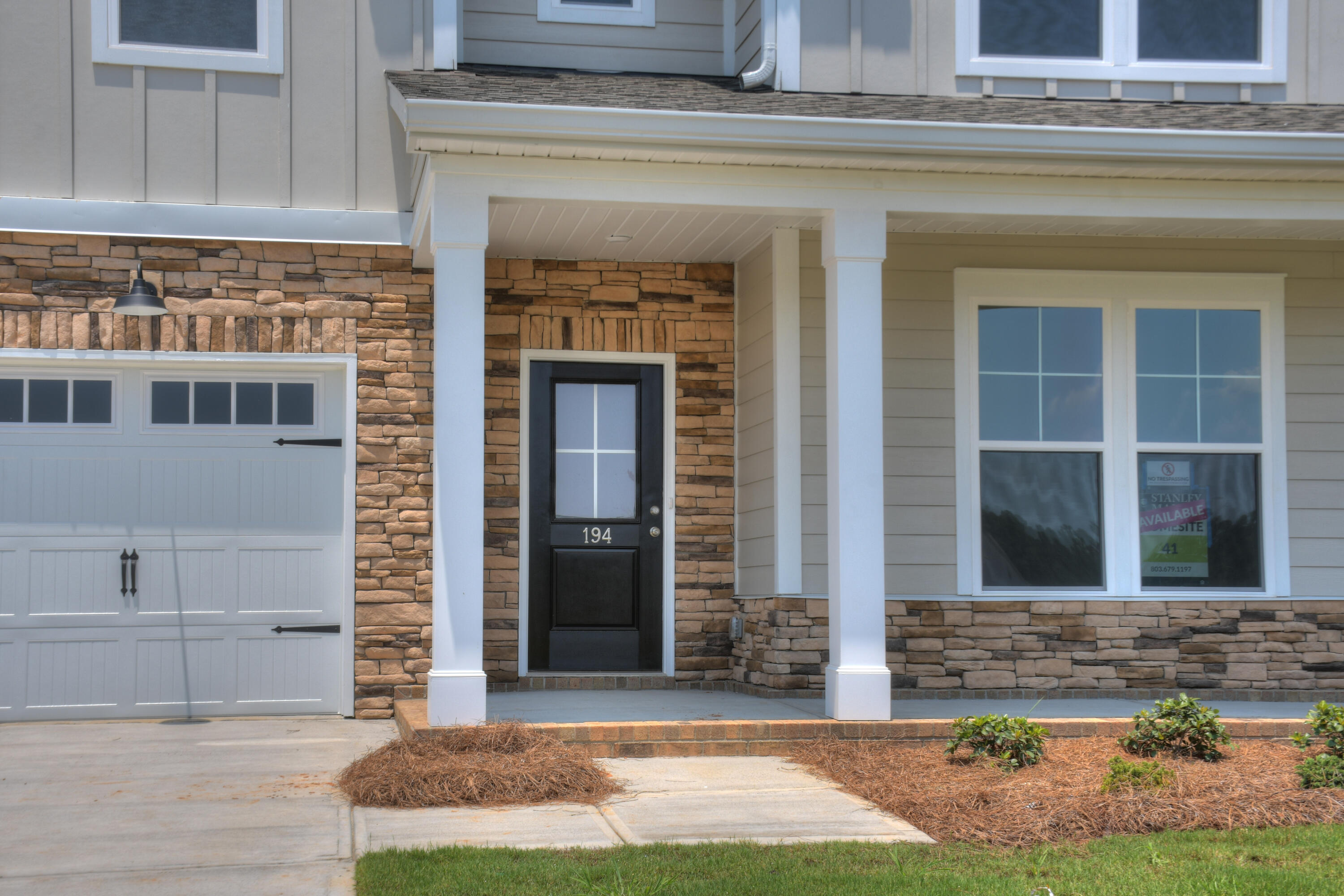 04-104-DON_7479_80_81_82_83