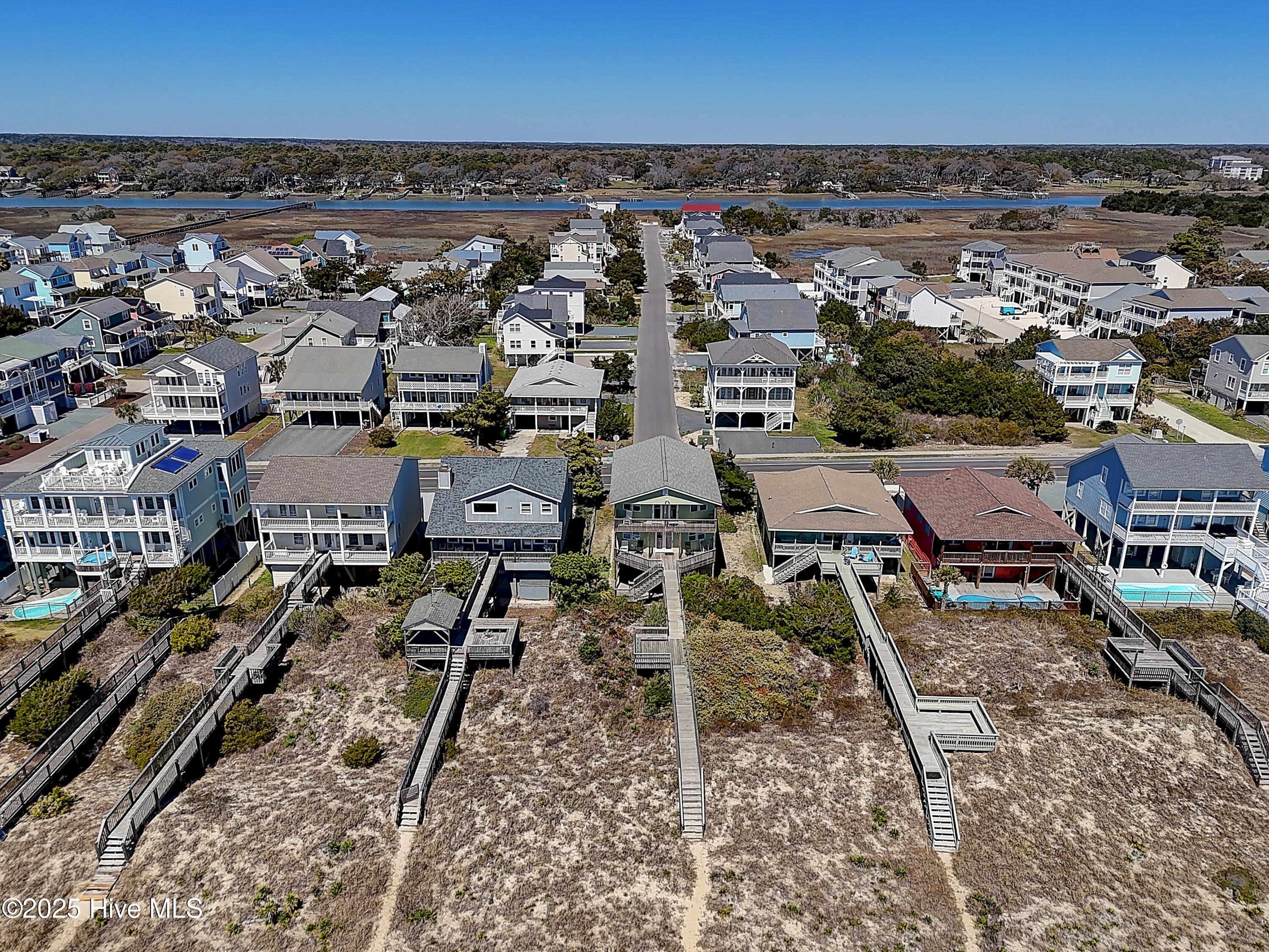 100497729 | Photo 43