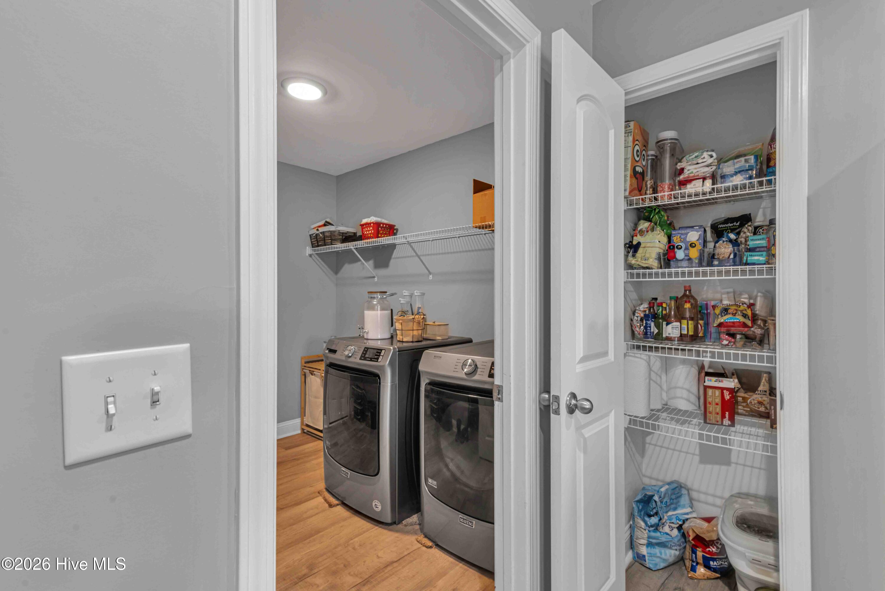 100558527 | Photo 18