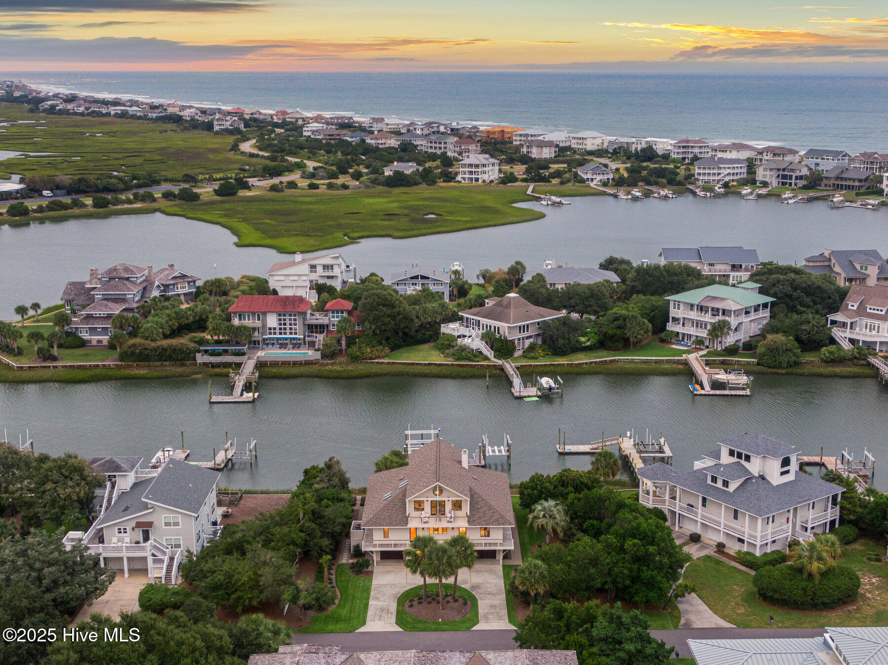 100530519 | Photo 74