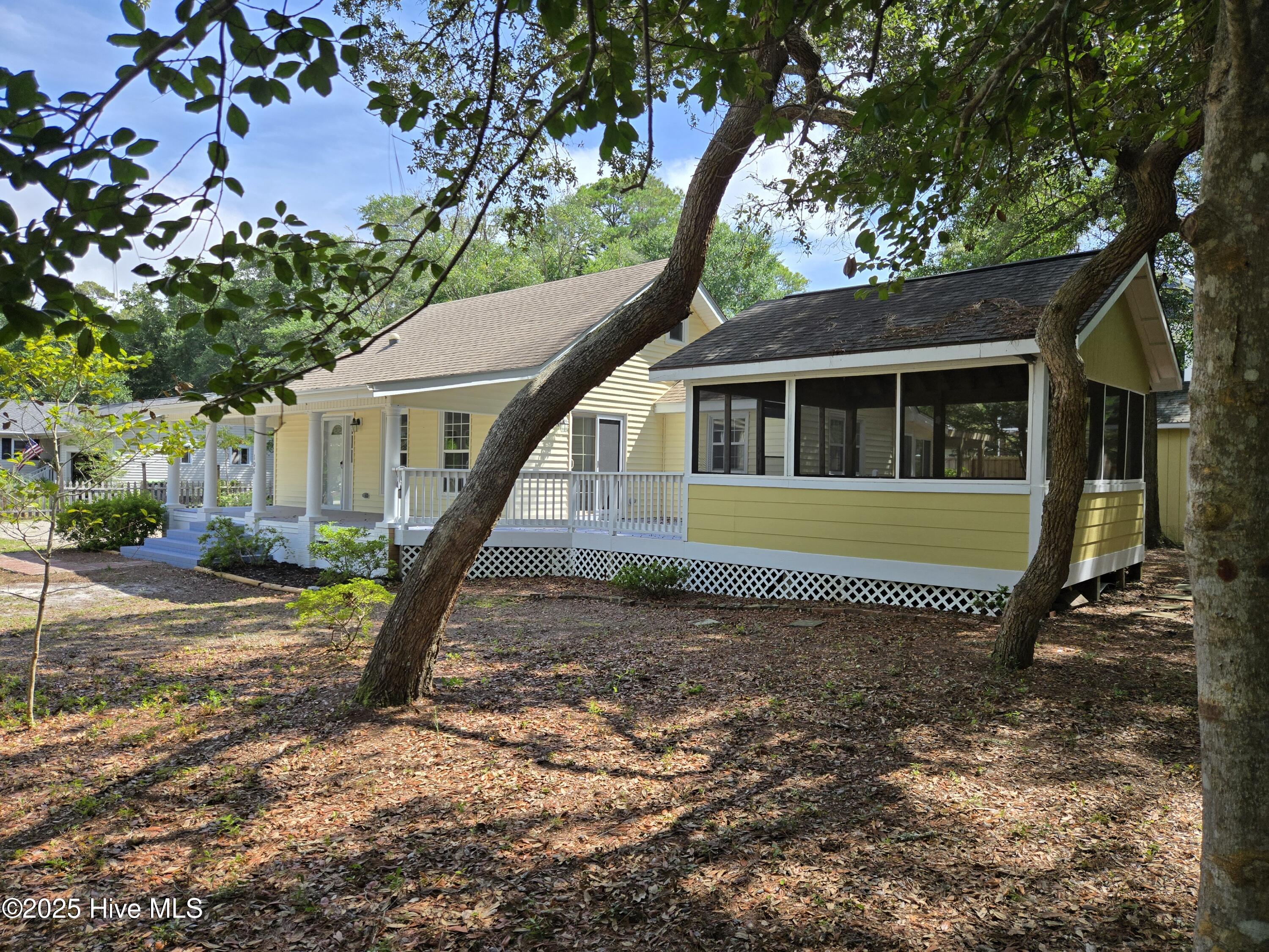 108 NW 29th Street, Oak Island, NC, 28465