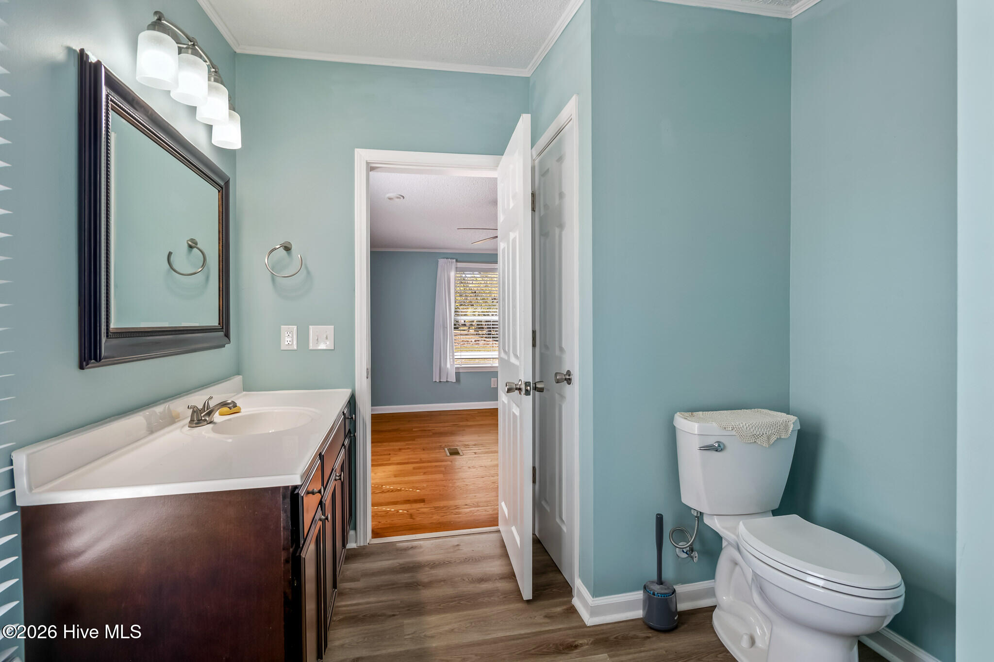 100564681 | Photo 19