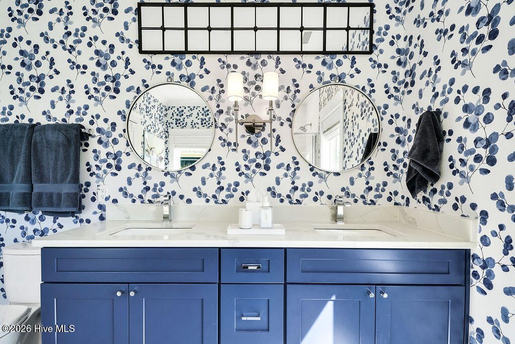 100561148 | Photo 33