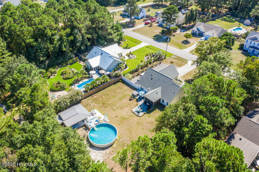 100548530 | Photo 55