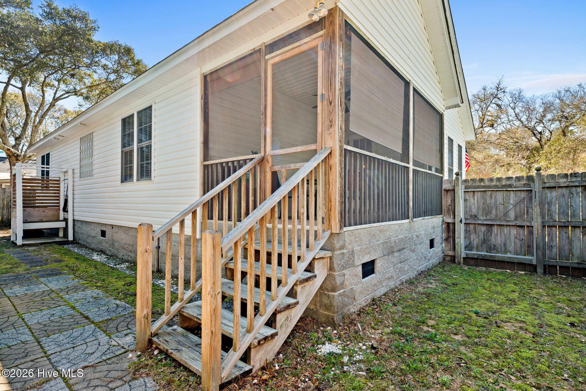 100556771 | Photo 29