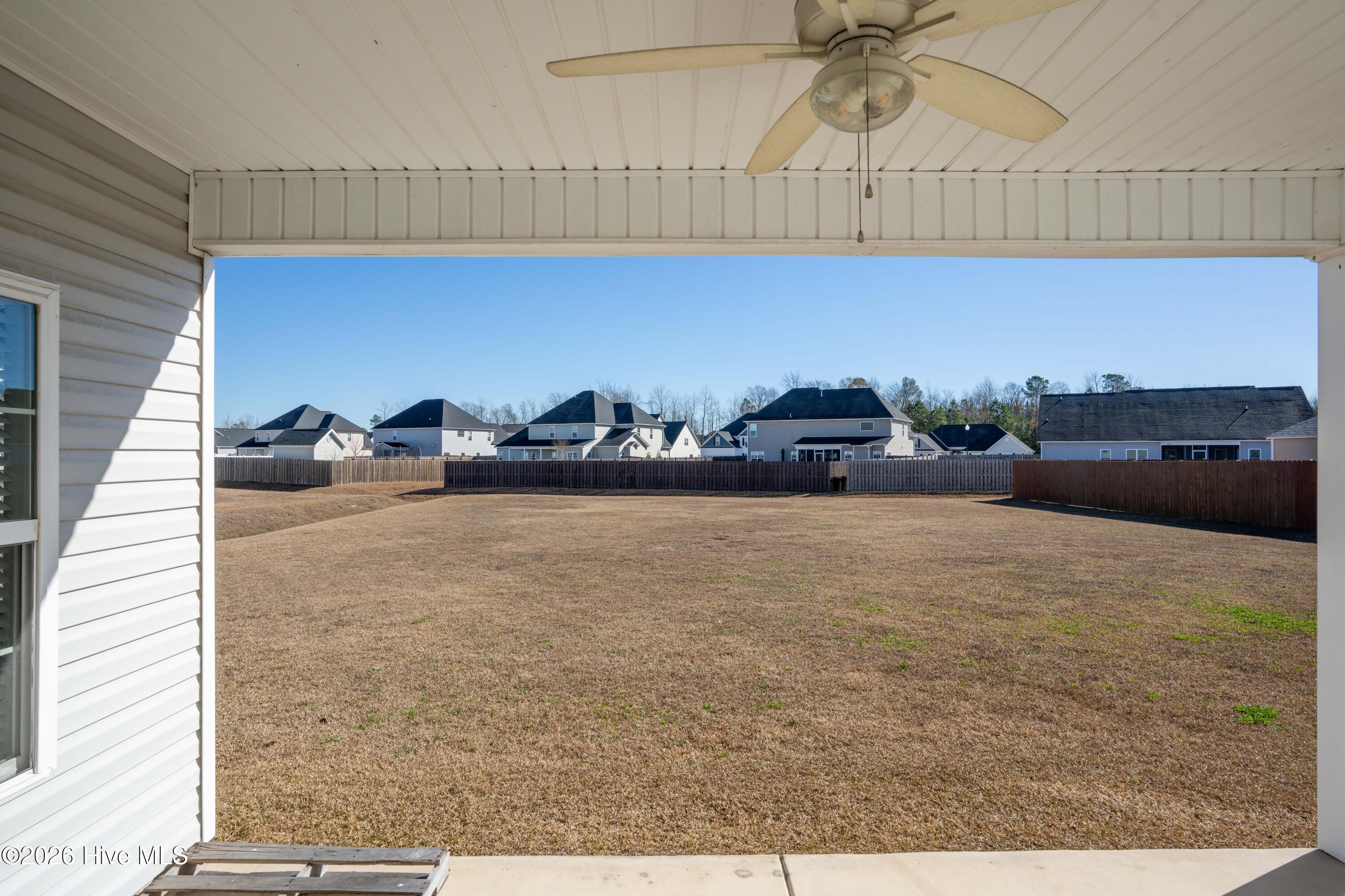 100549556 | Photo 34