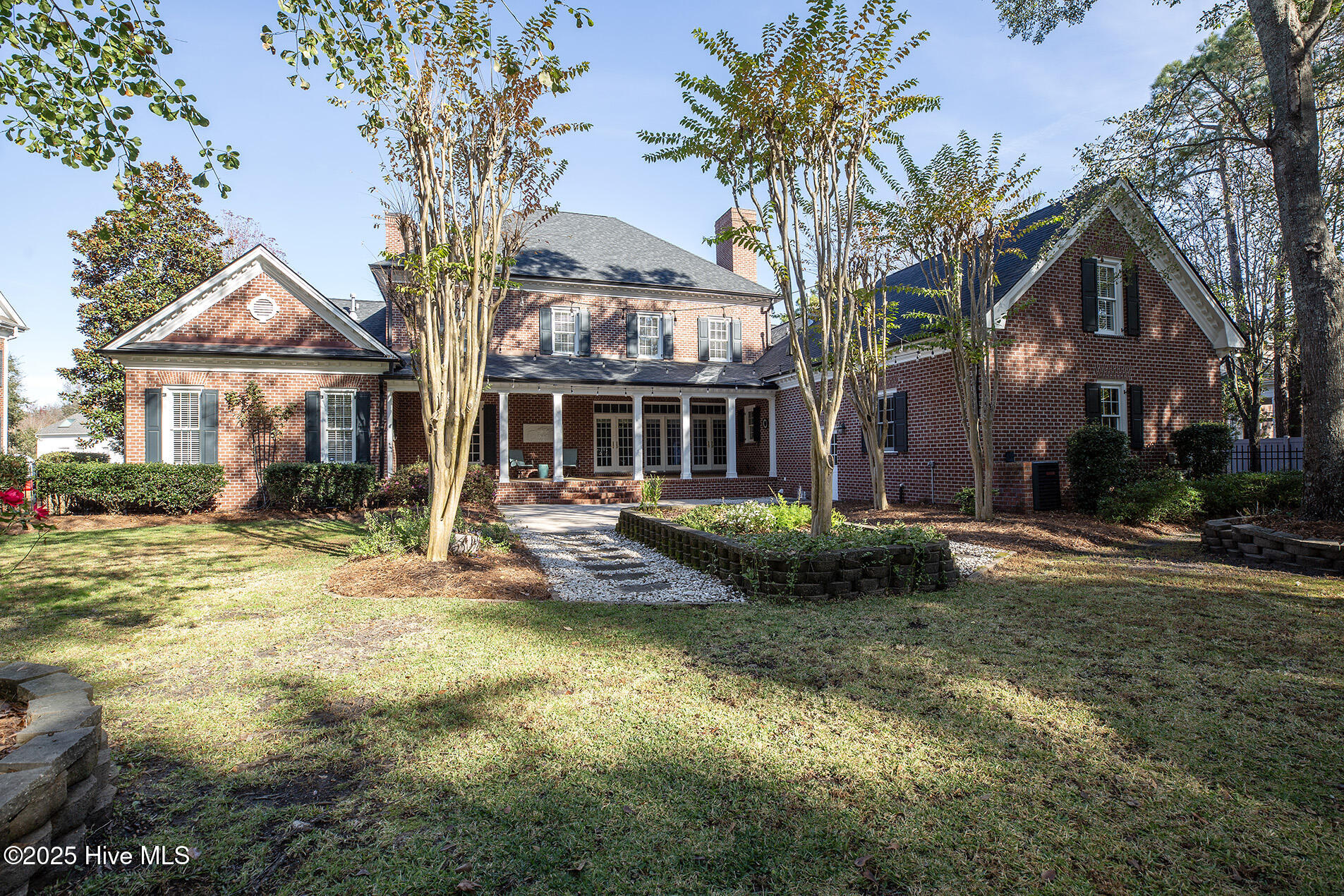 100545737 | Photo 68