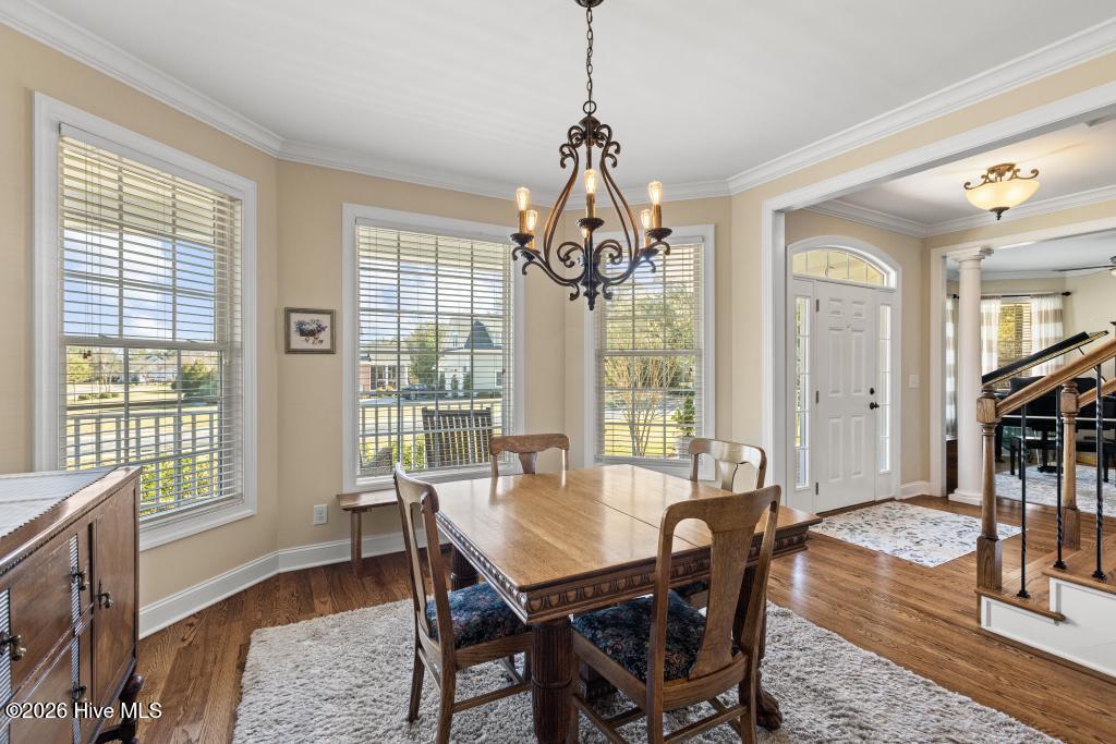 100570572 | Photo 12