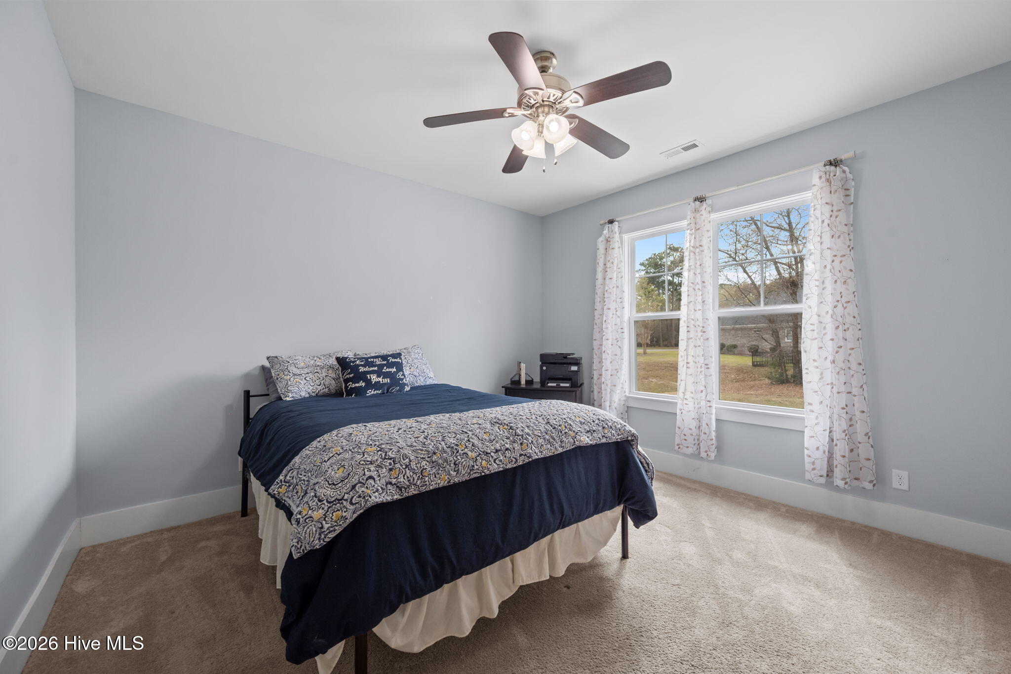 100562487 | Photo 37