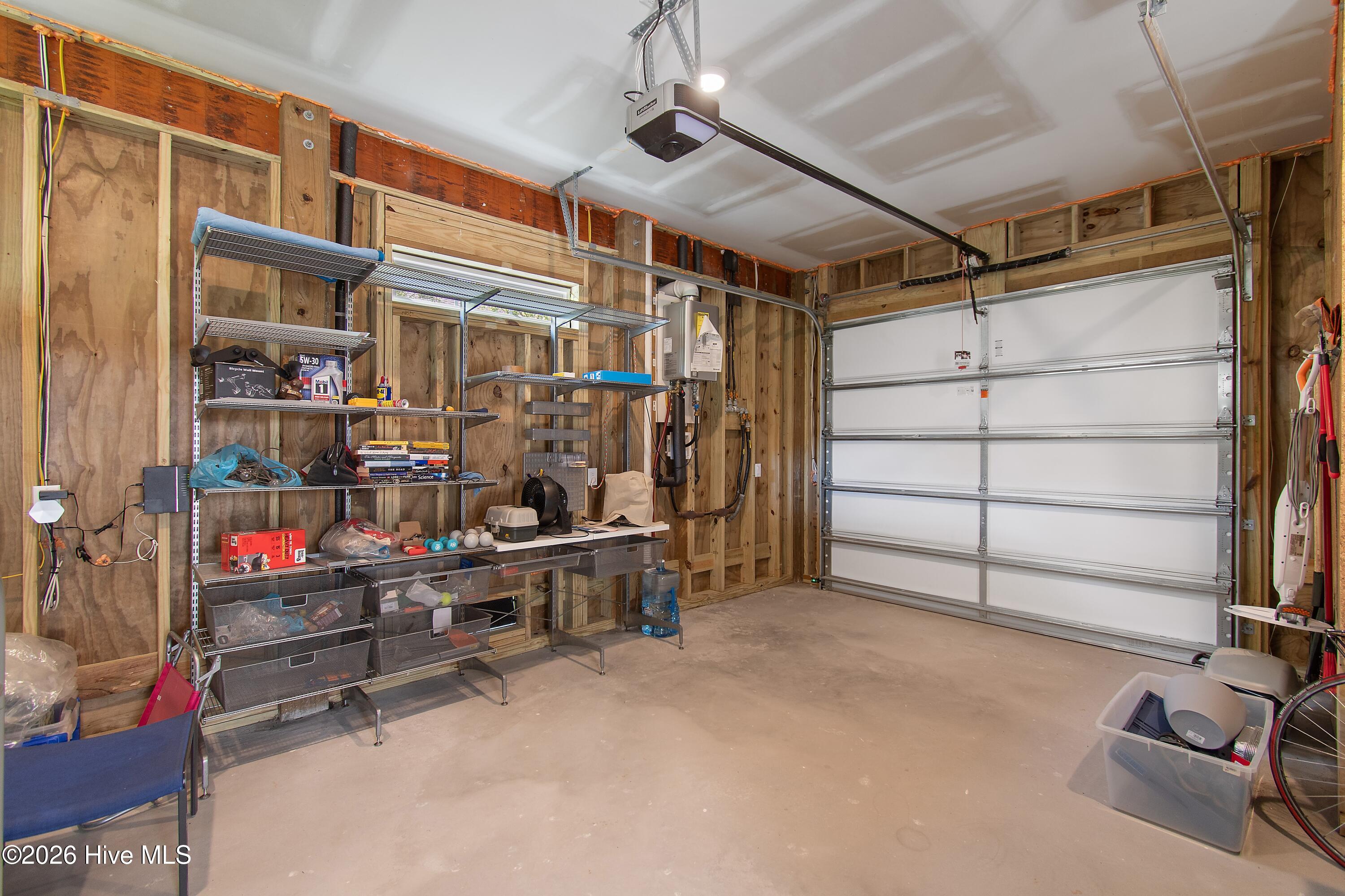 100567576 | Photo 47