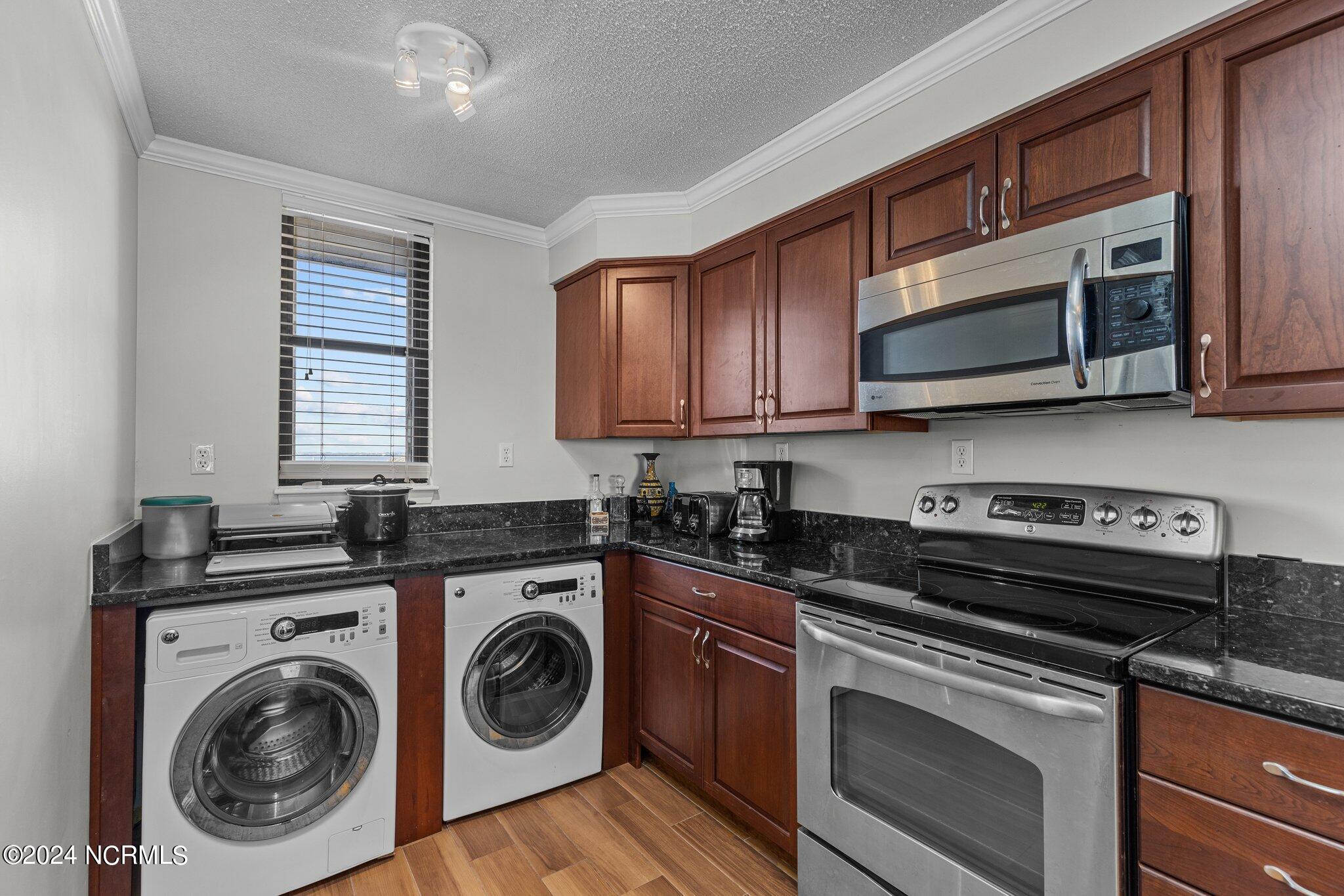 1505 Salter Path Road 304,Indian Beach
