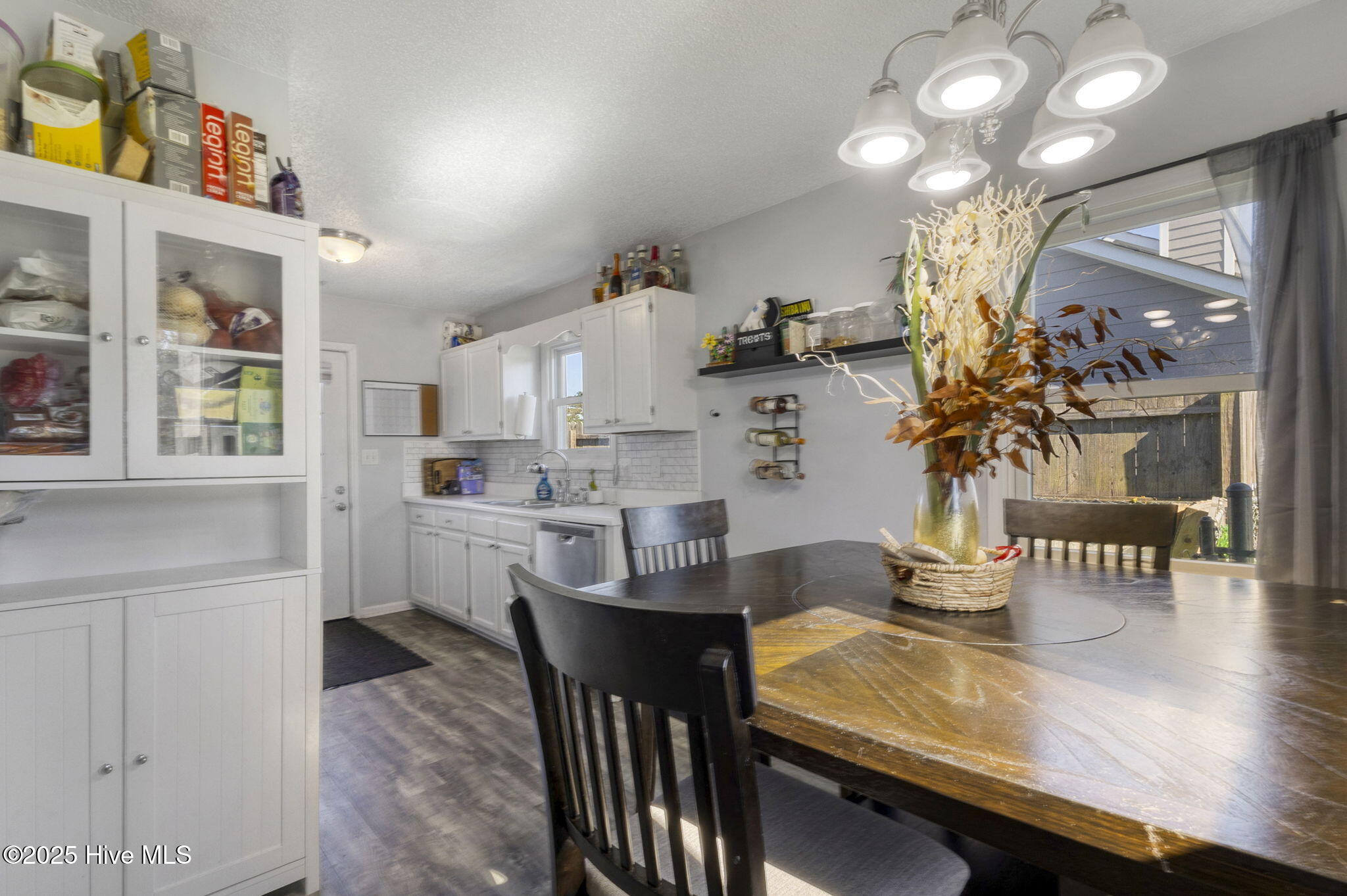 100539752 | Photo 16