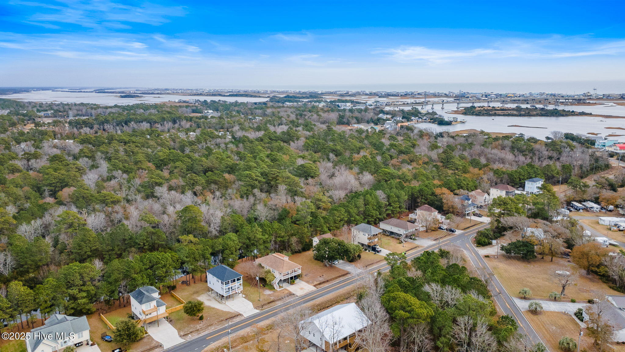 100546580 | Photo 51