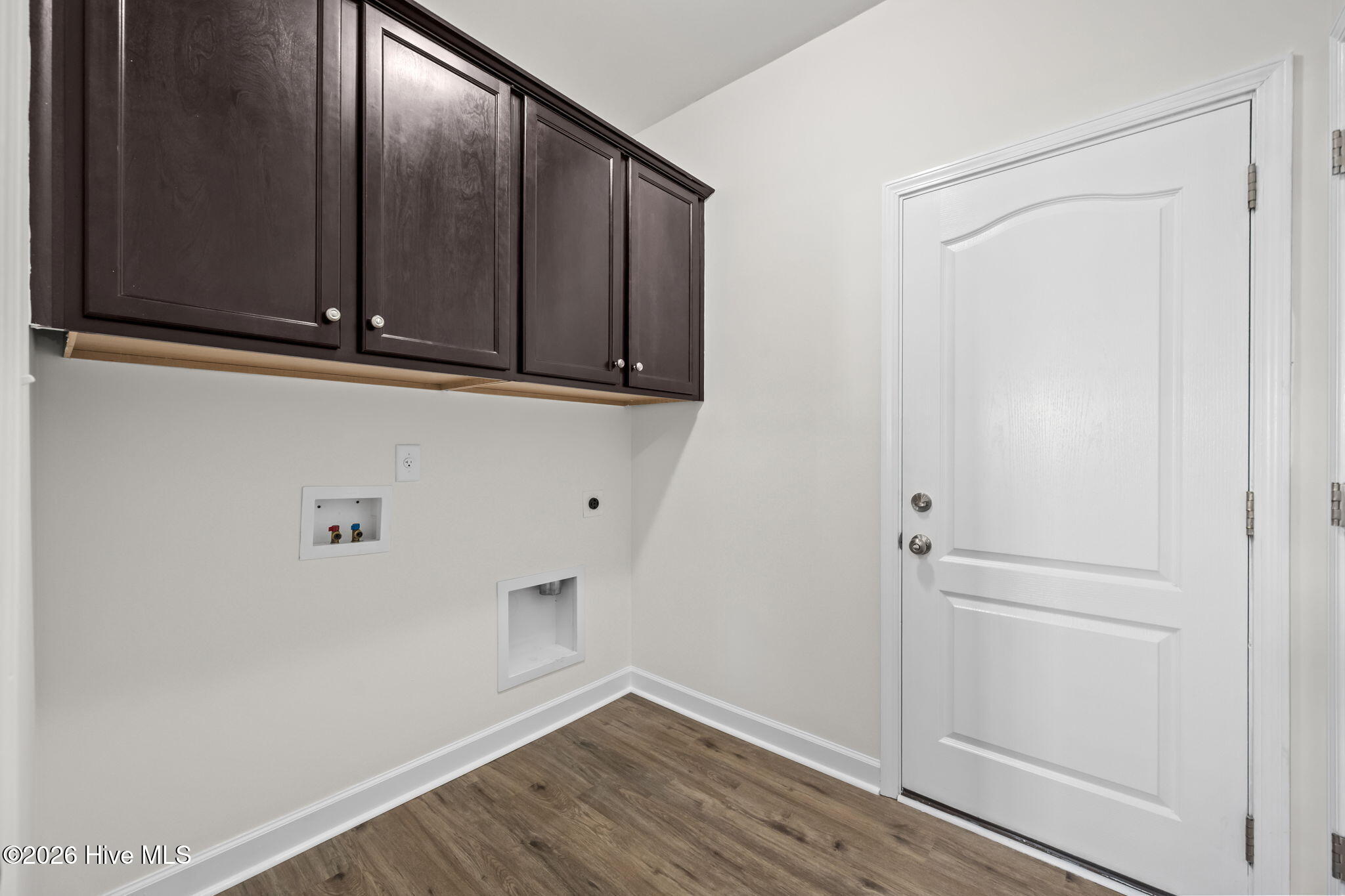 100570344 | Photo 14