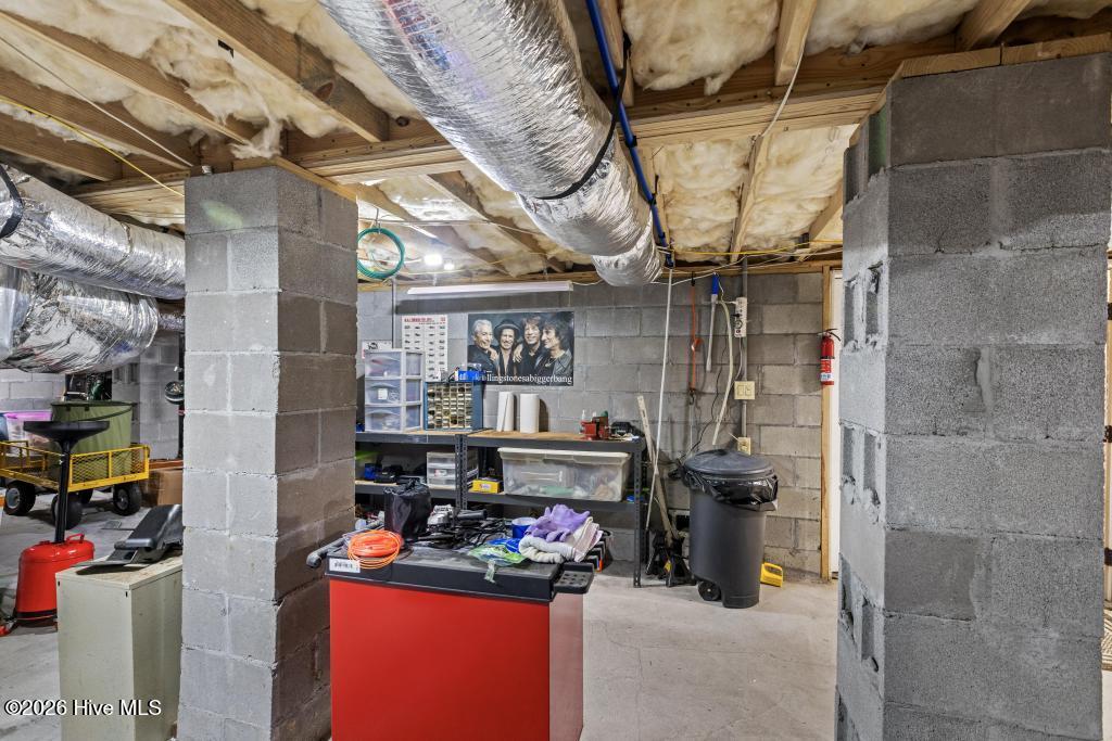 100564942 | Photo 58