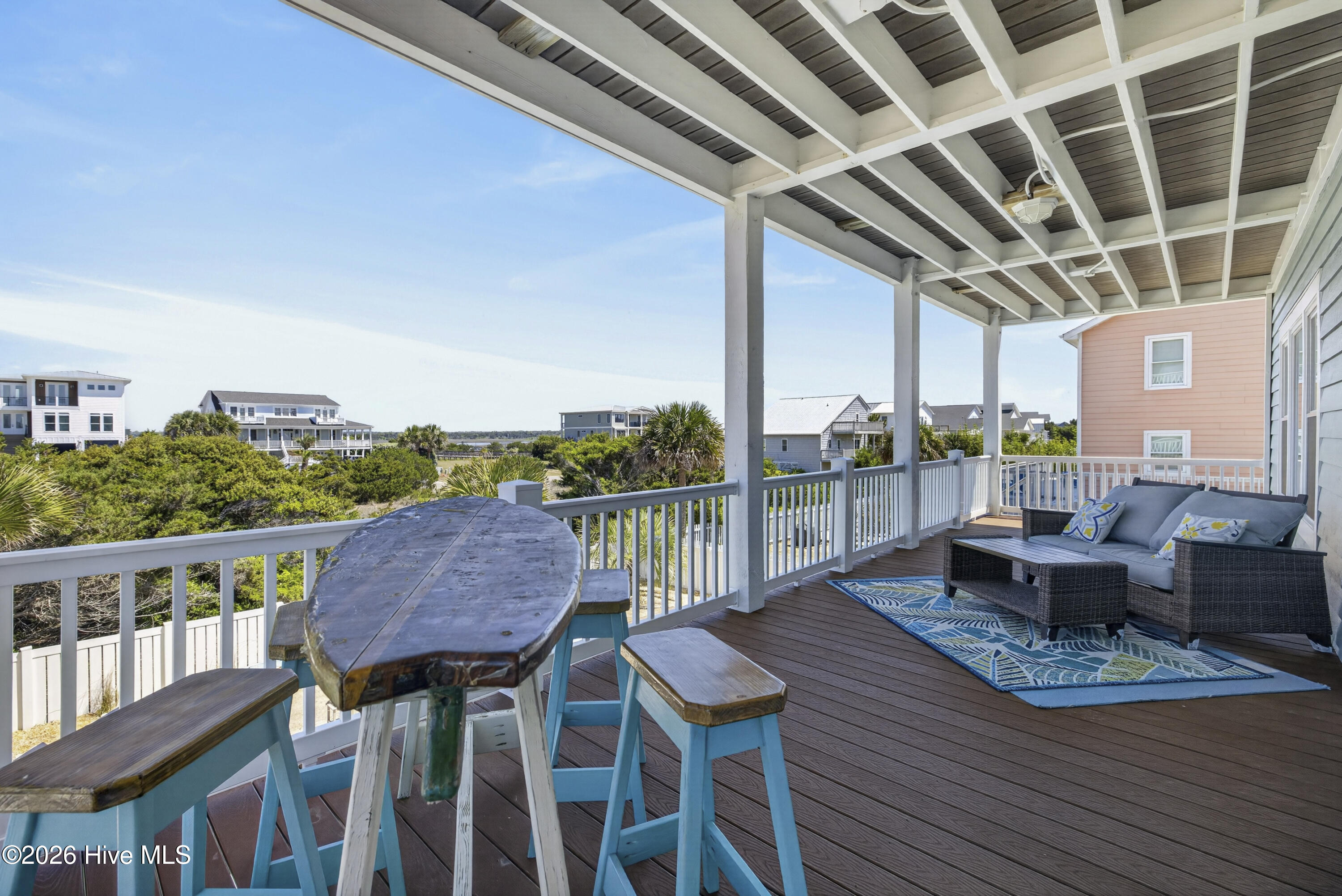 100568247 | Photo 50