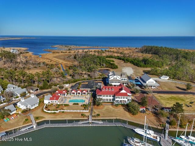 71 Jayne Point, Oriental, NC, 28571