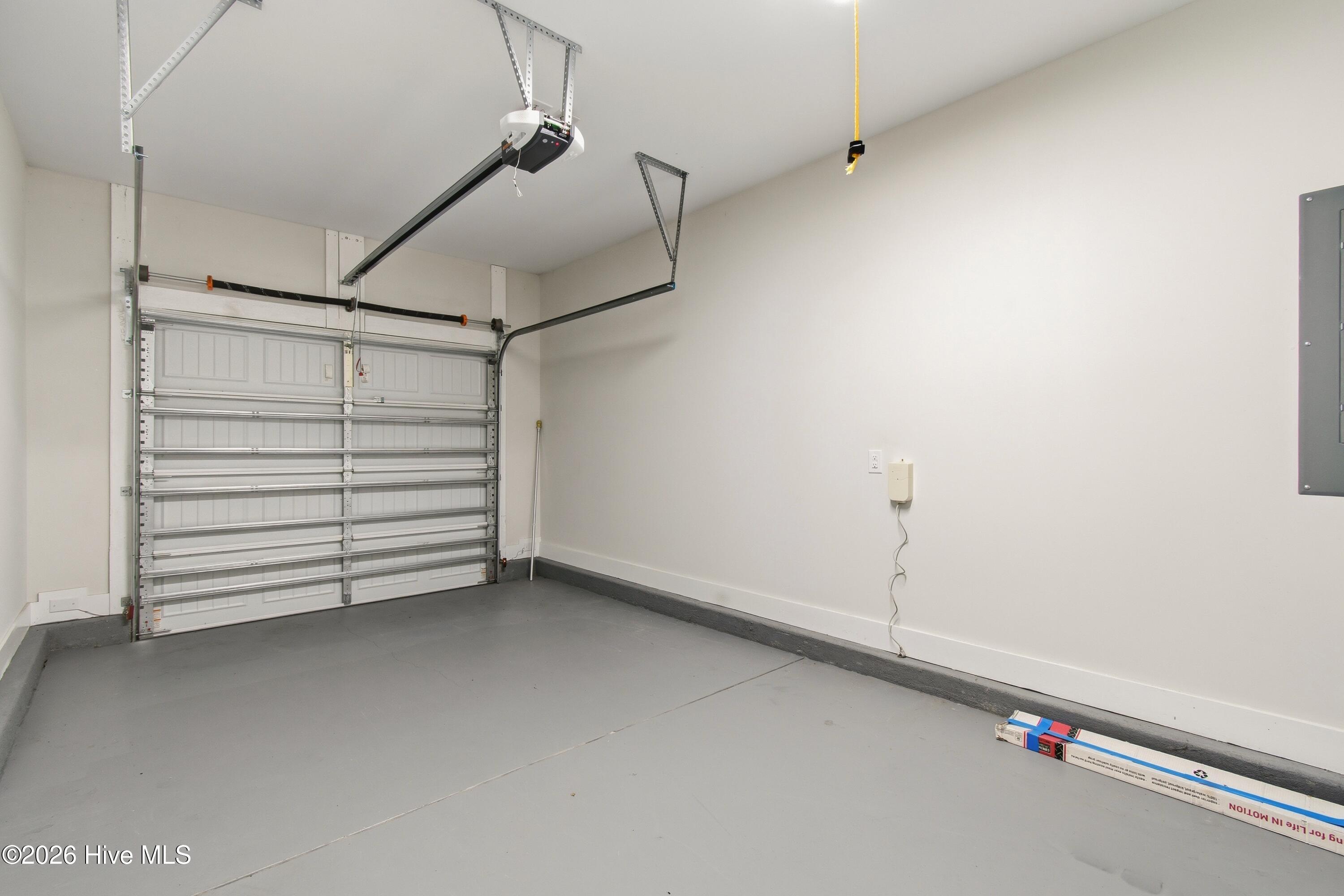 100558593 | Photo 21