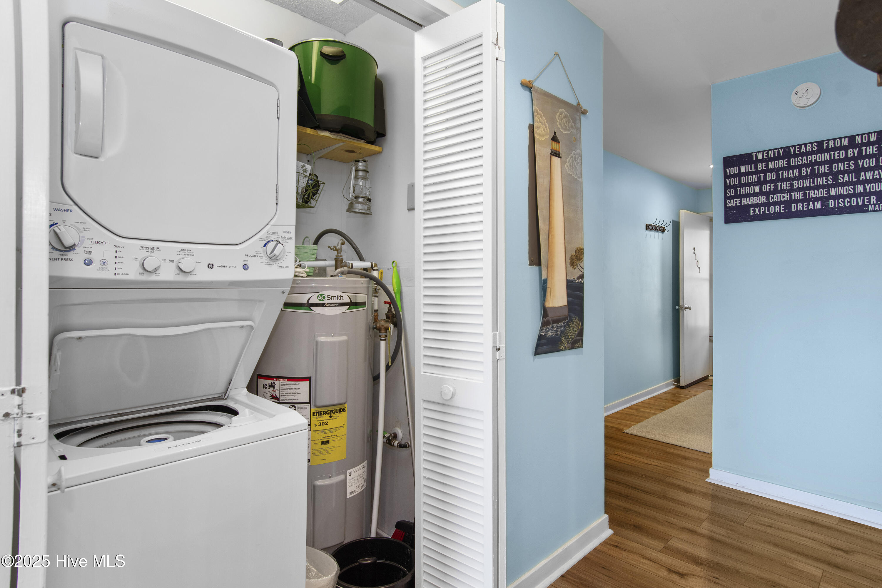 100519388 | Photo 18