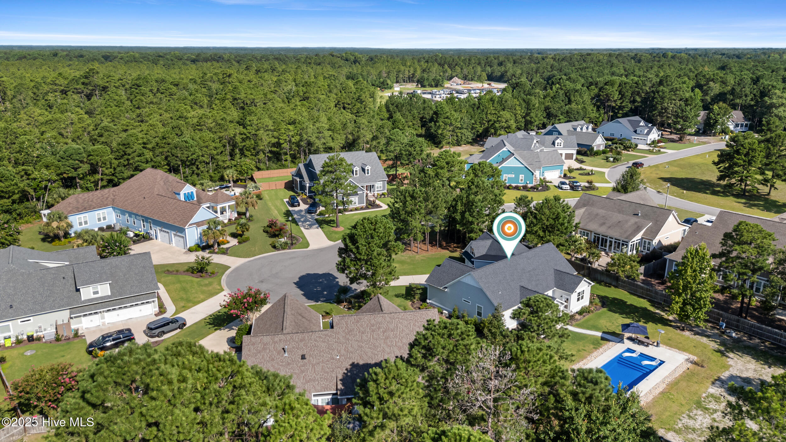 100520337 | Photo 42