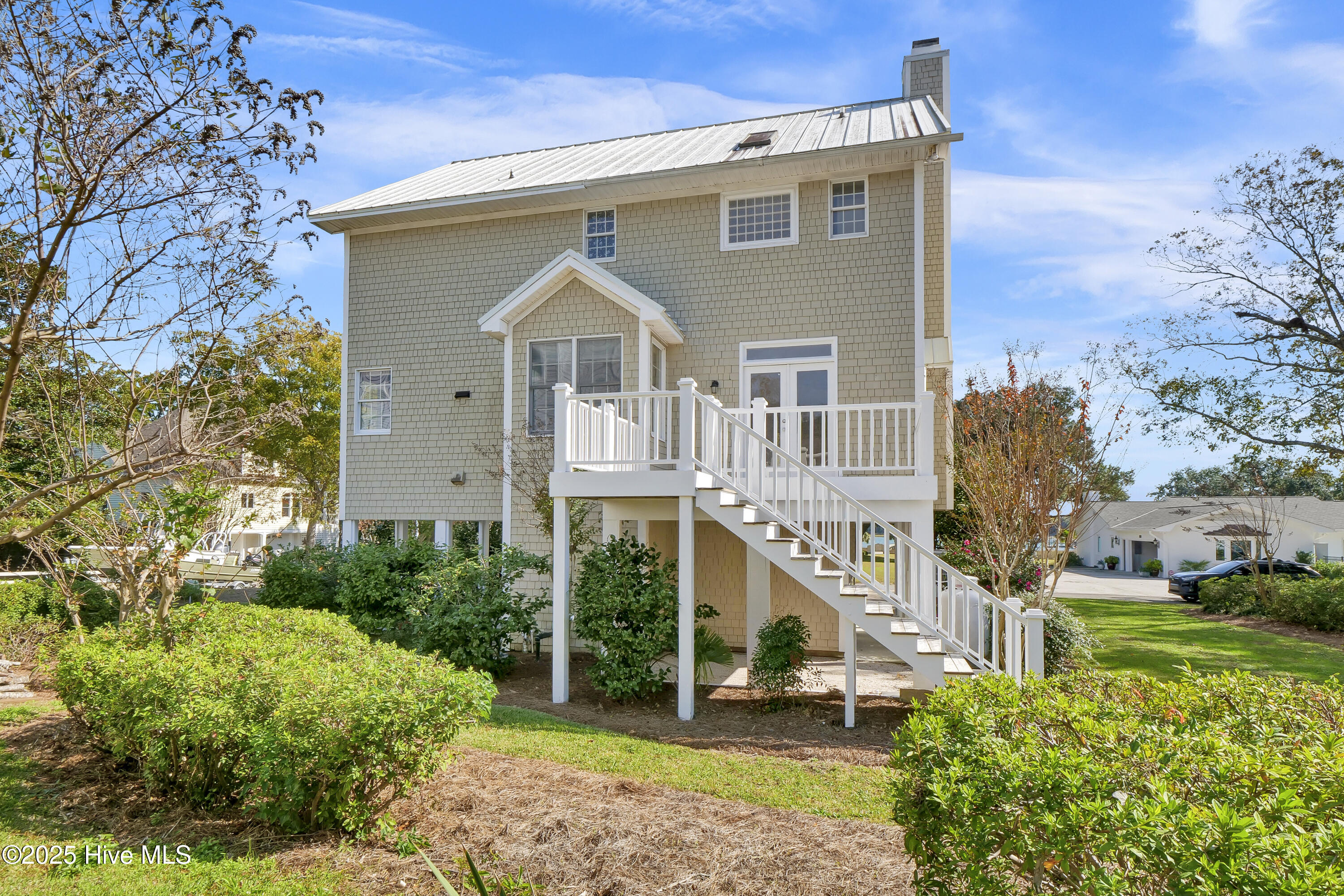 100540971 | Photo 48