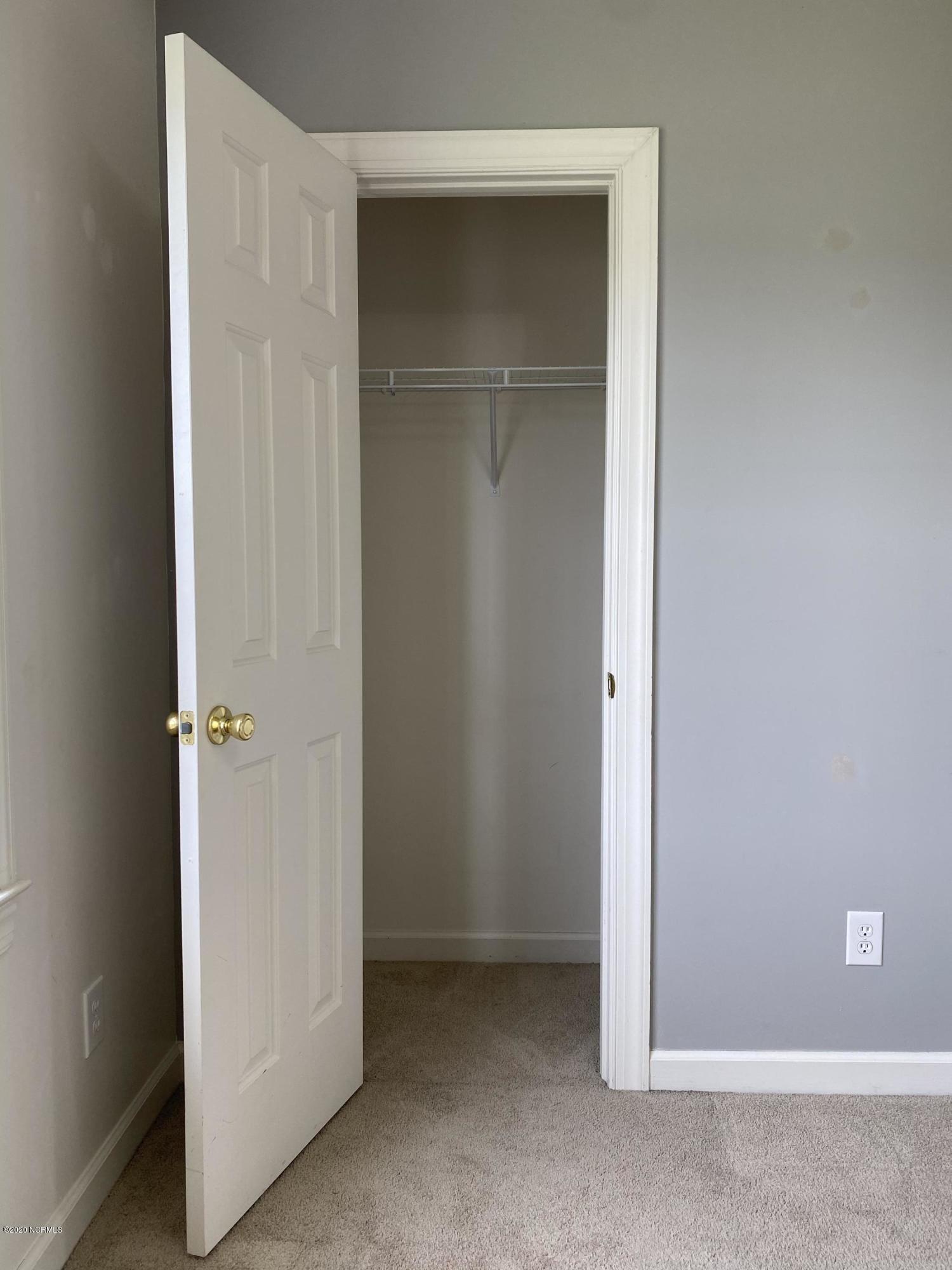 100564195 | Photo 20