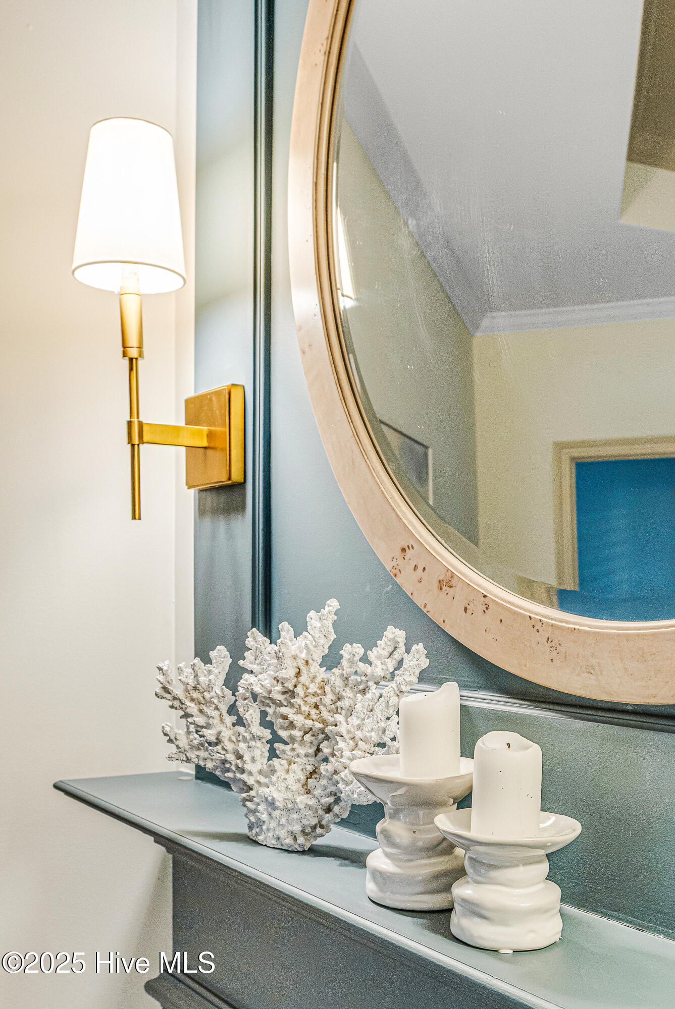 100546218 | Photo 16