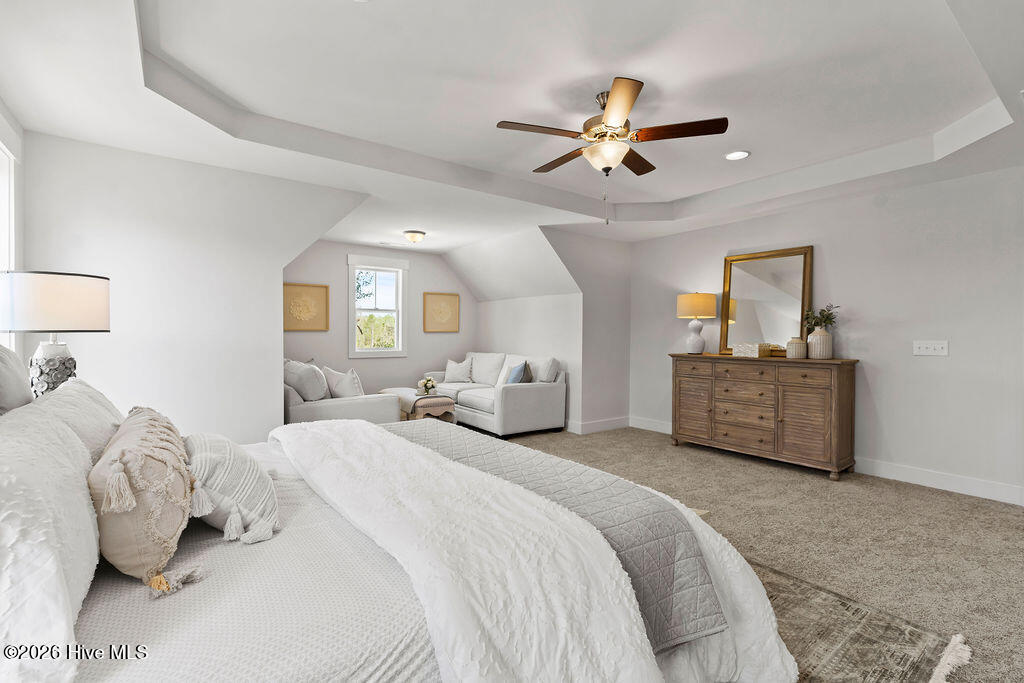 100570636 | Photo 16