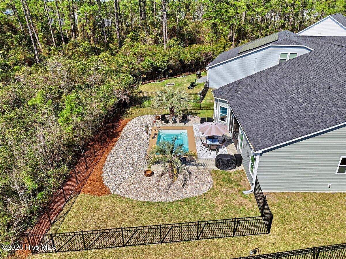 100560173 | Photo 78