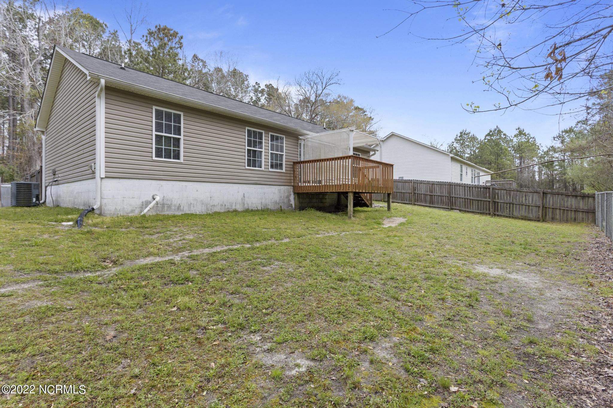 100552810 | Photo 16