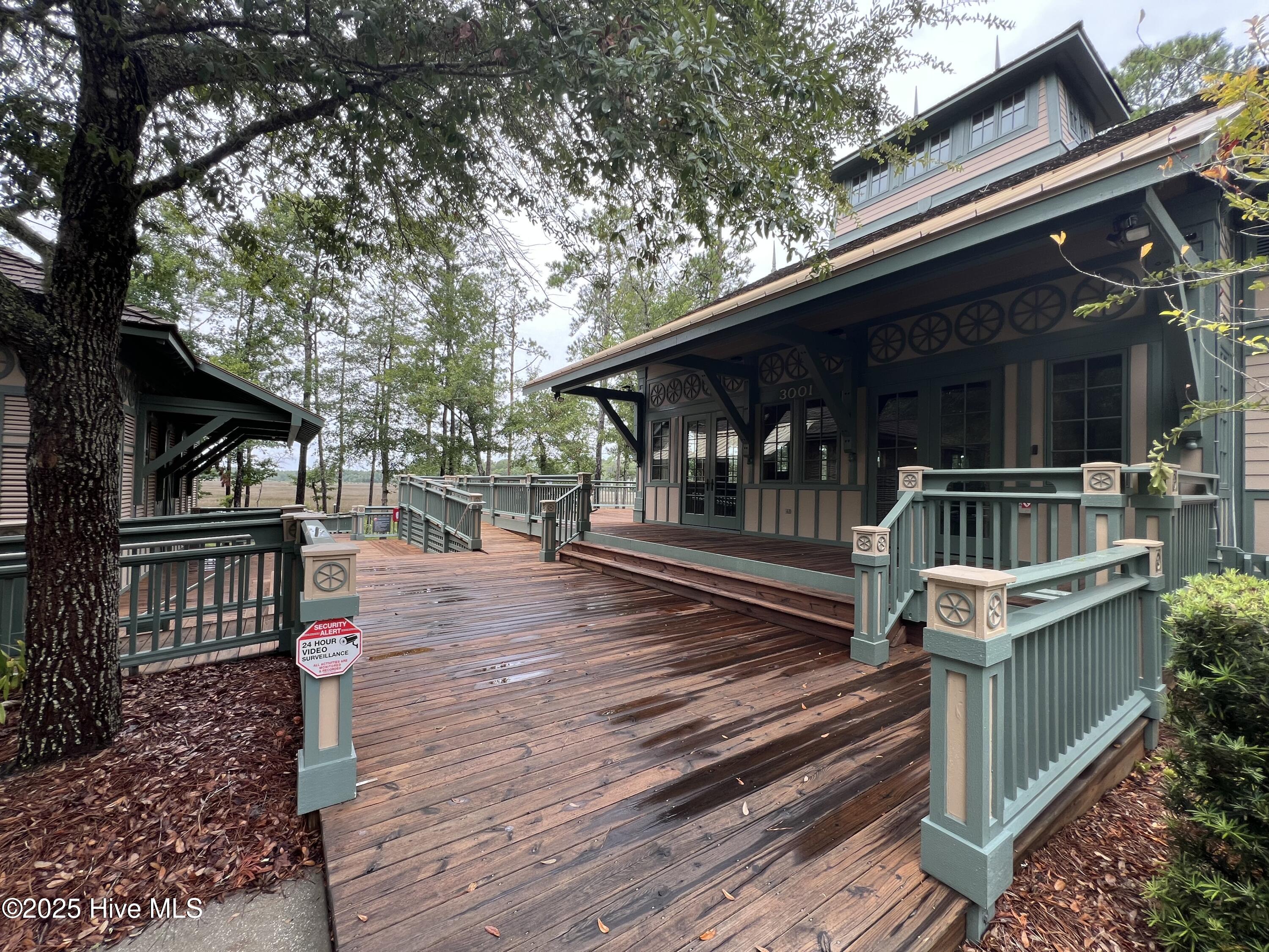 100527062 | Photo 25