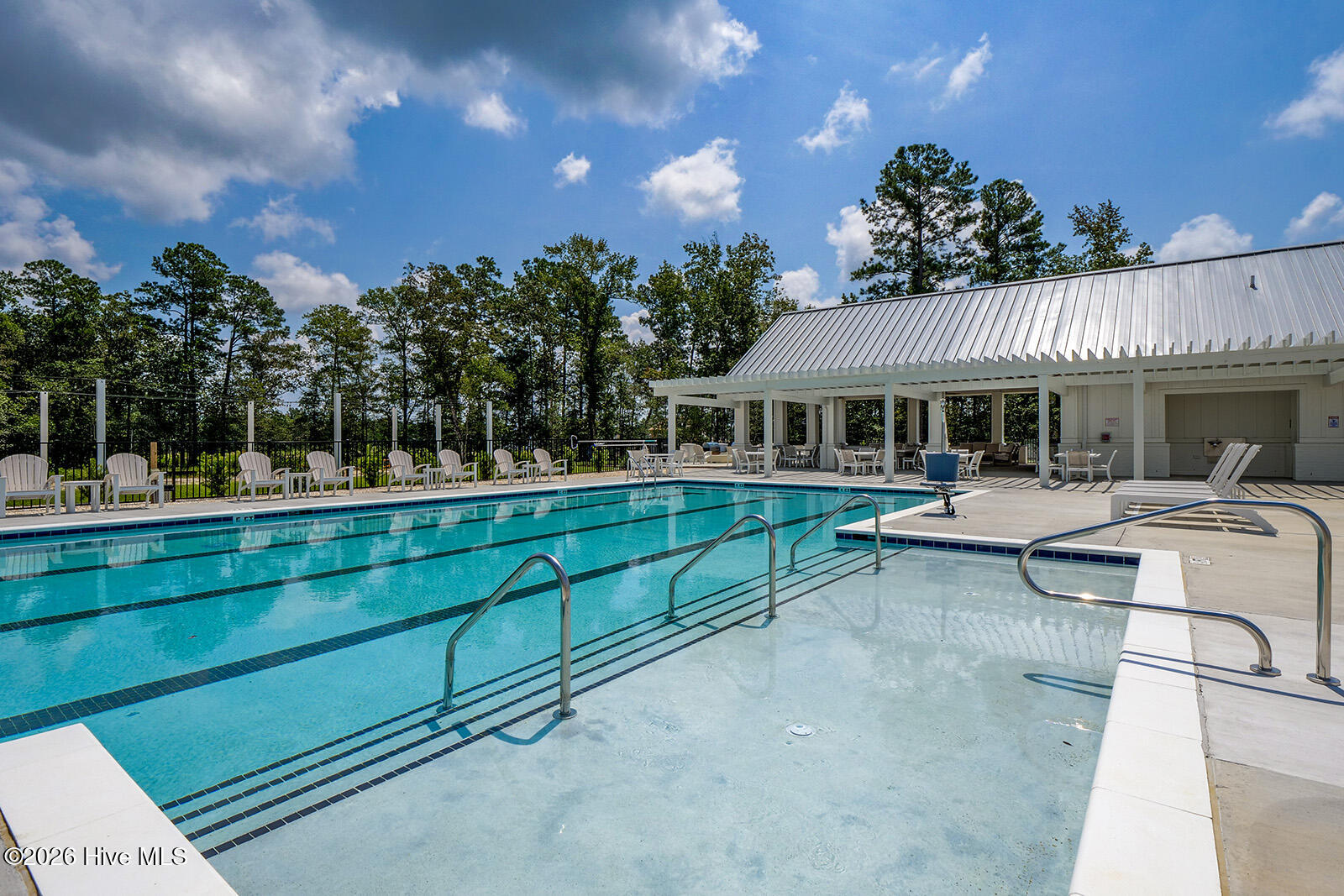 100556625 | Photo 29