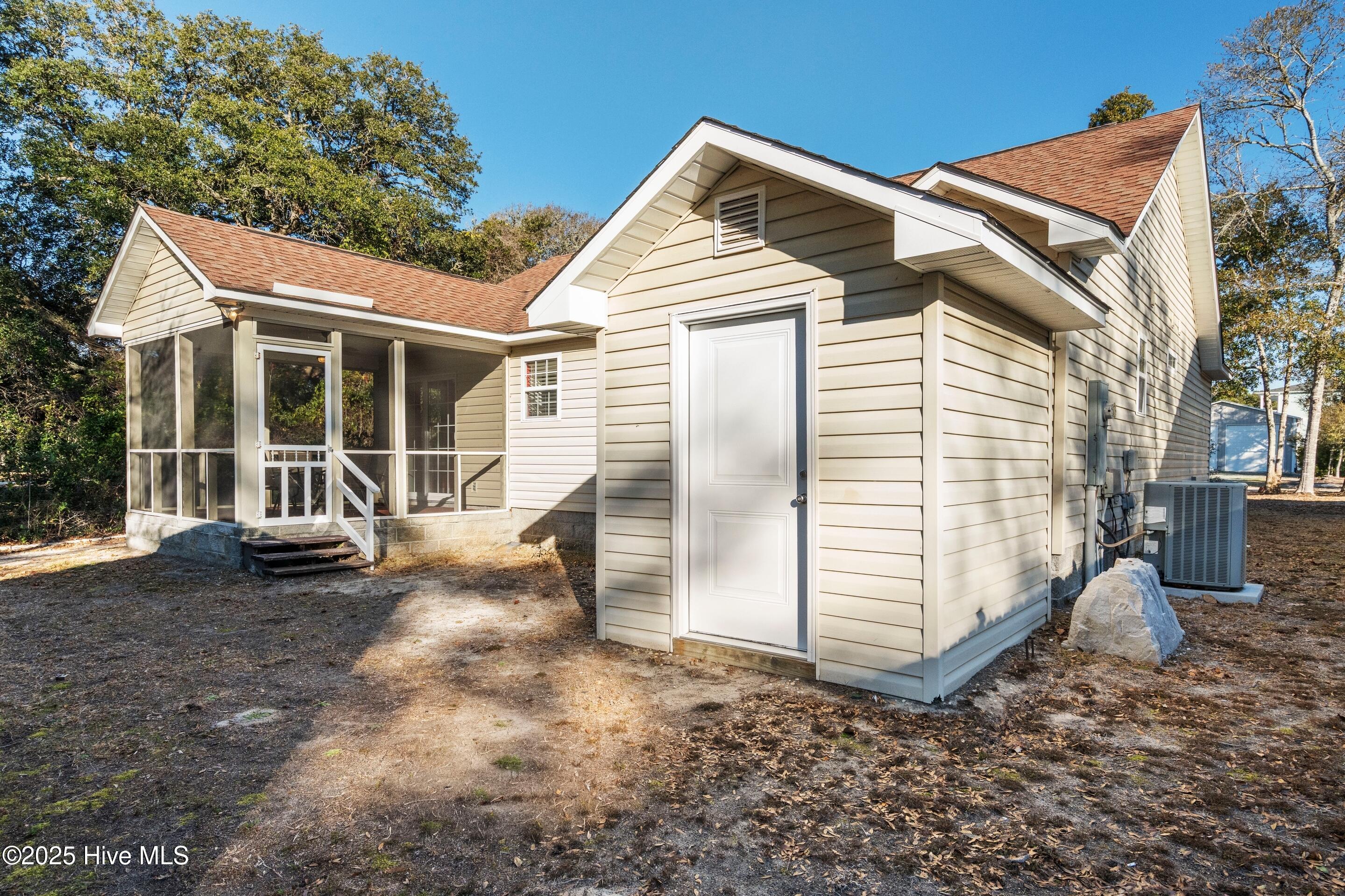 100546792 | Photo 20