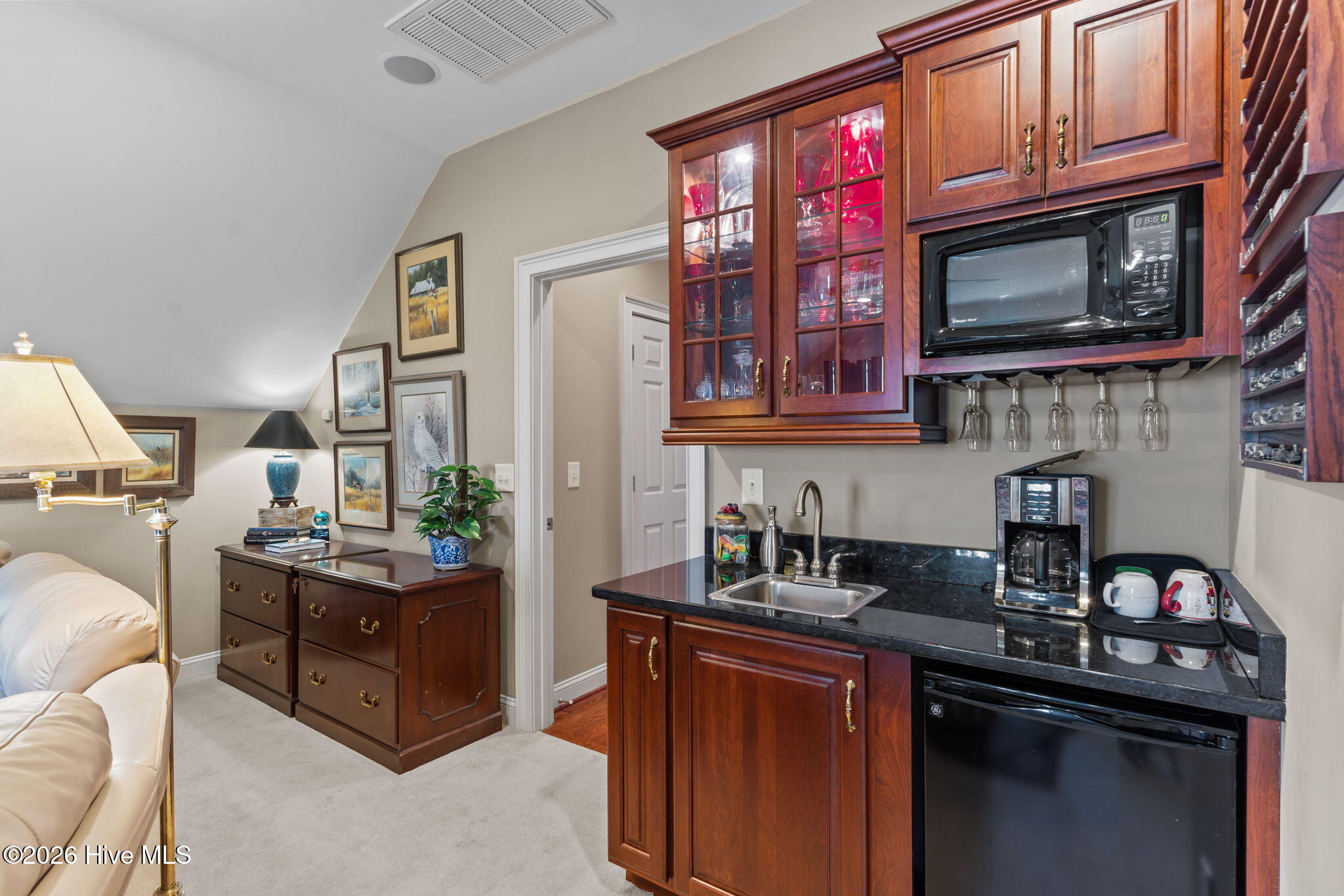 100564418 | Photo 39