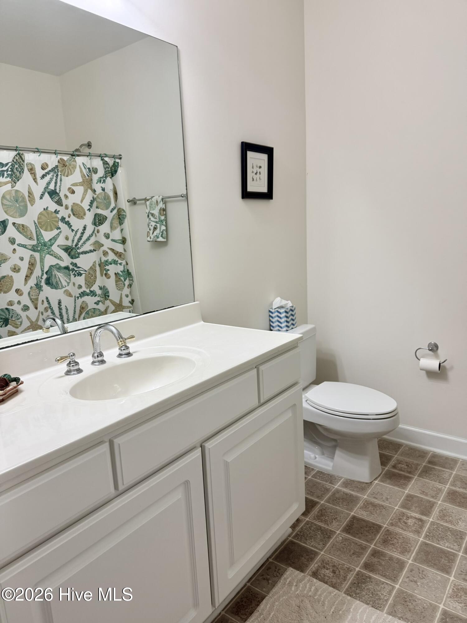 100558778 | Photo 25