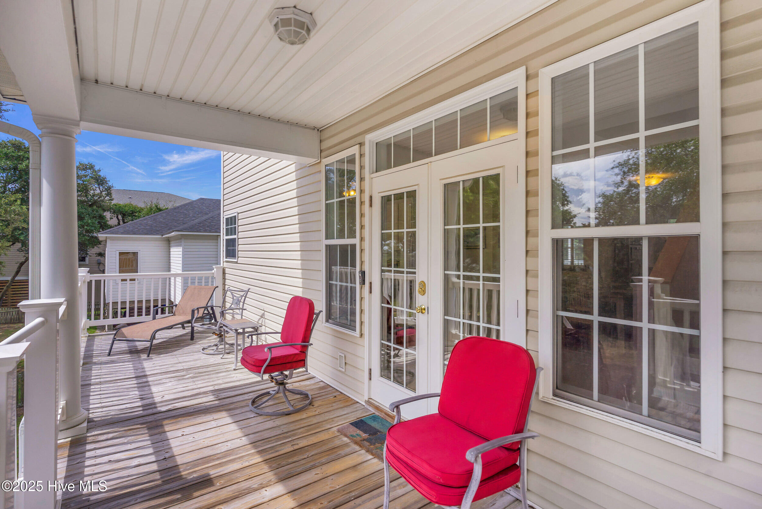 100522612 | Photo 52