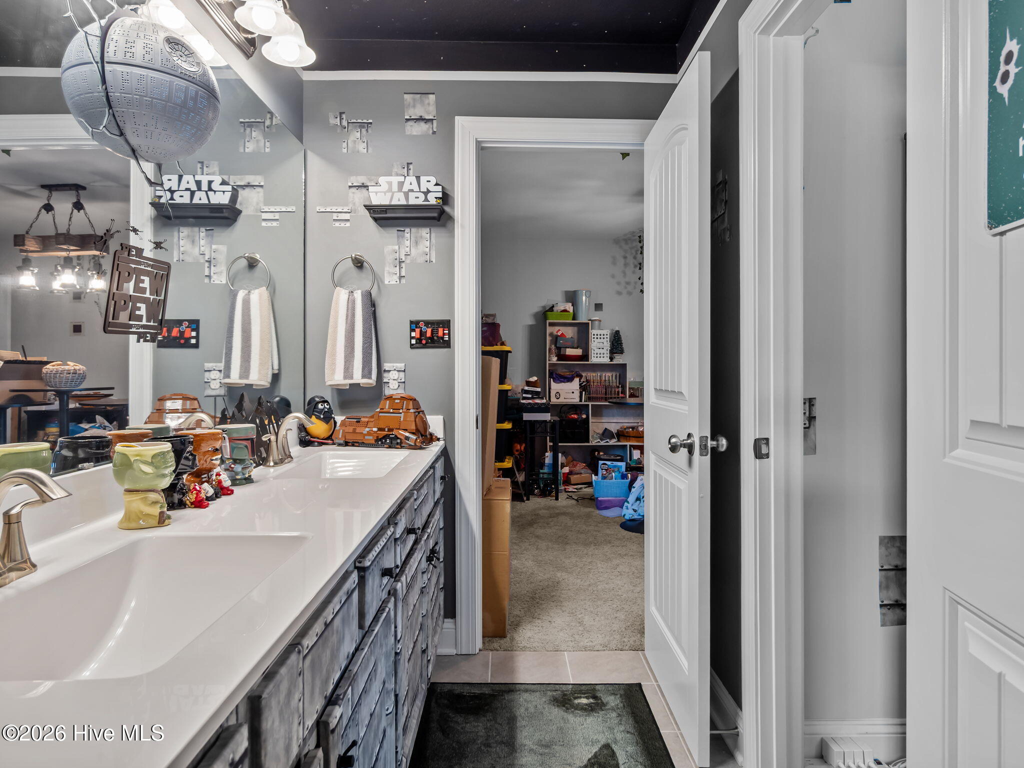 100554631 | Photo 32