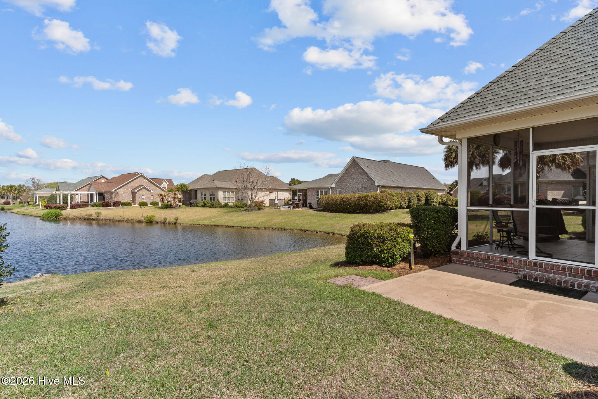 100562859 | Photo 35