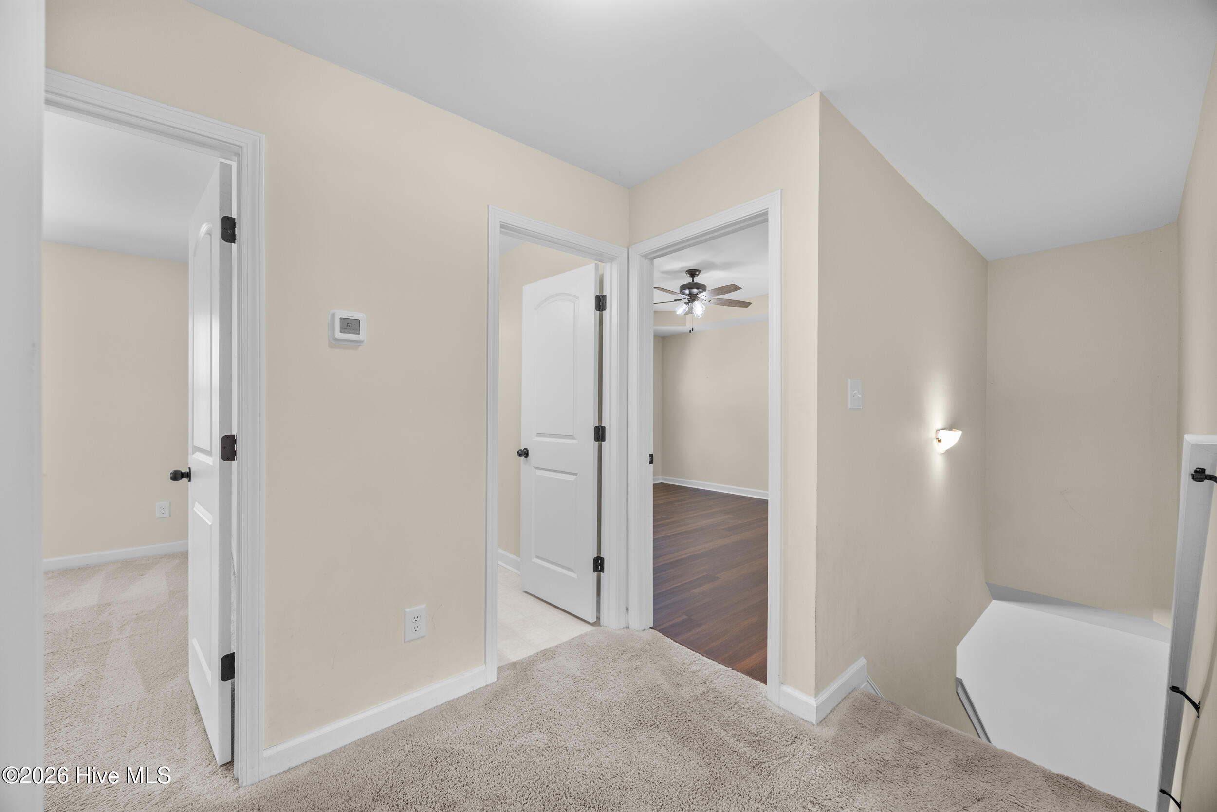 100553929 | Photo 30