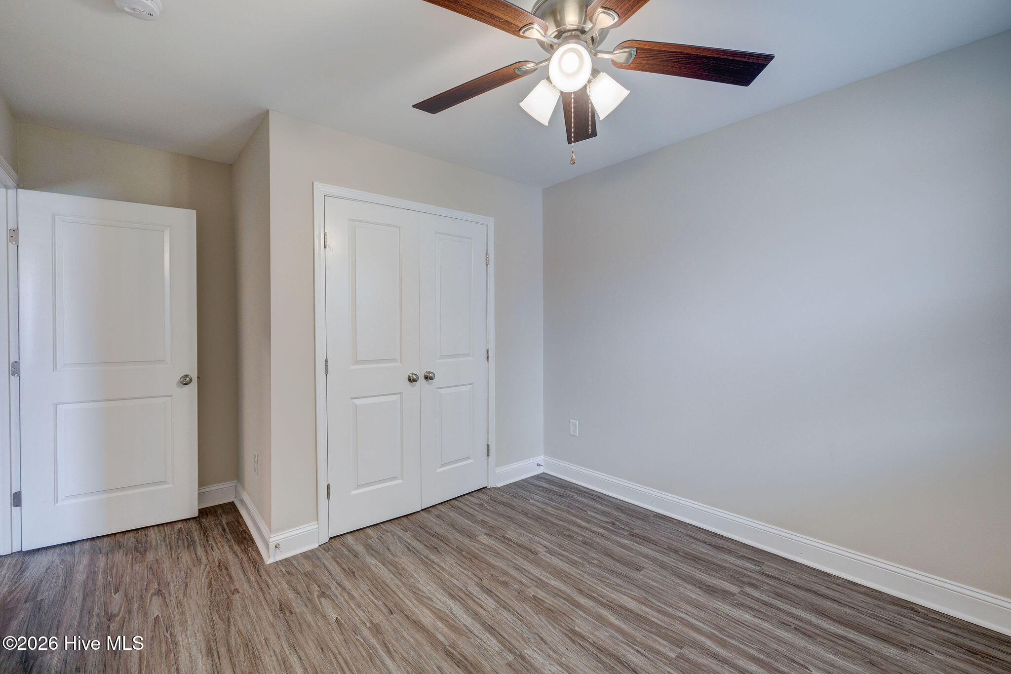 100562693 | Photo 29