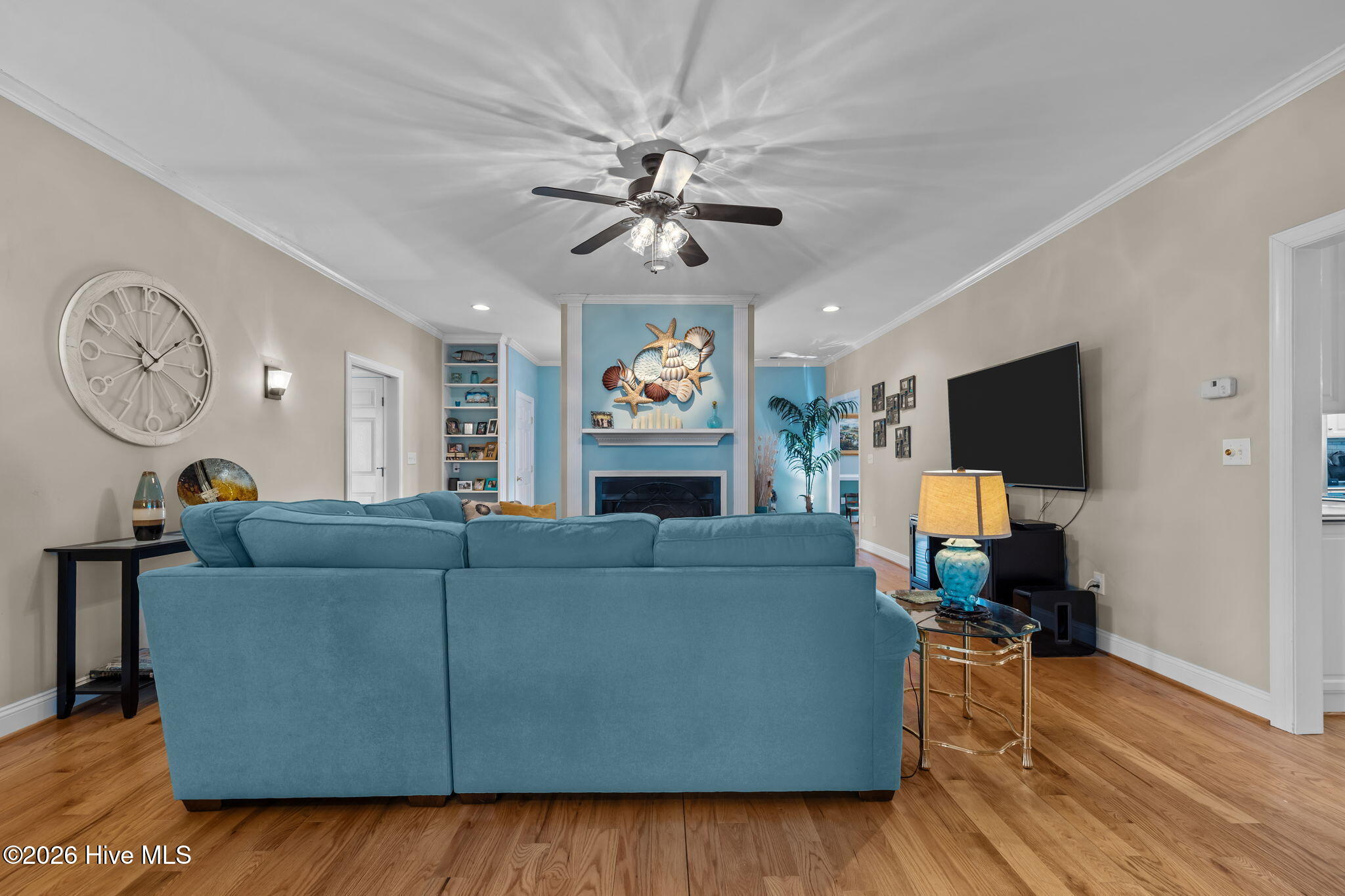 100555353 | Photo 15