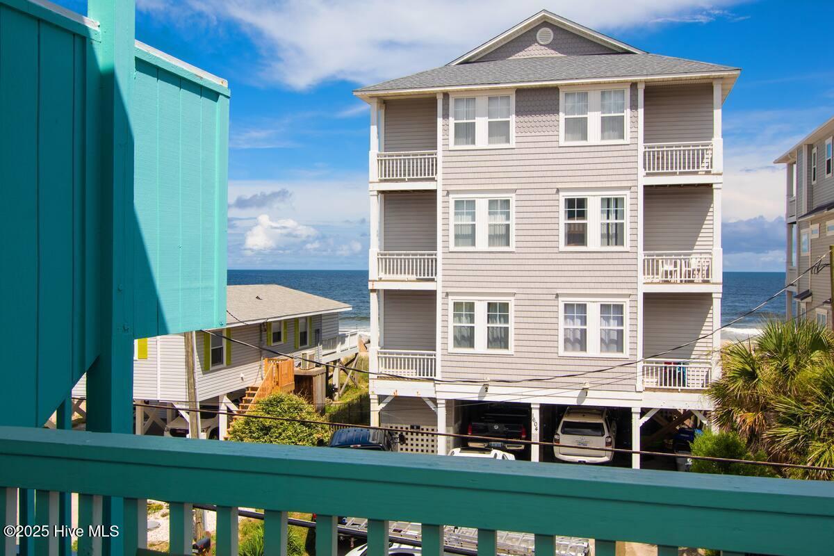 100531007 | Photo 15