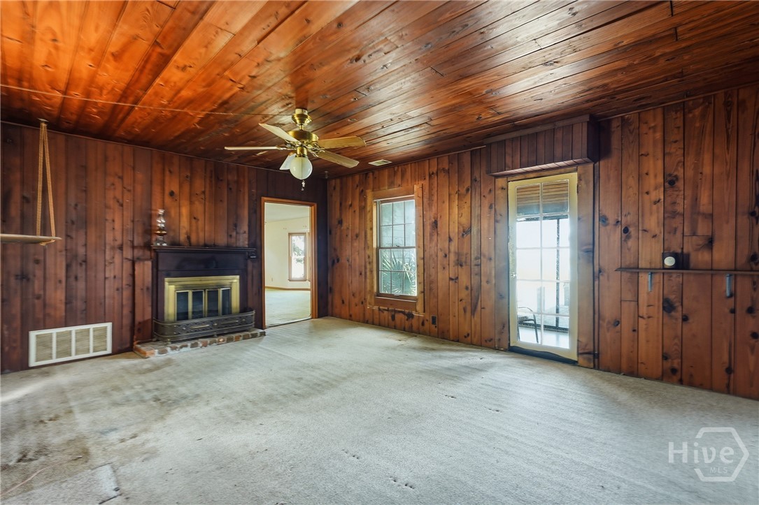 Photo 2 of Single family home for sale at 2102 East Blvd, Savannah, GA 31410 | MLS# SA359977 | Listing updated on 2026-10-09