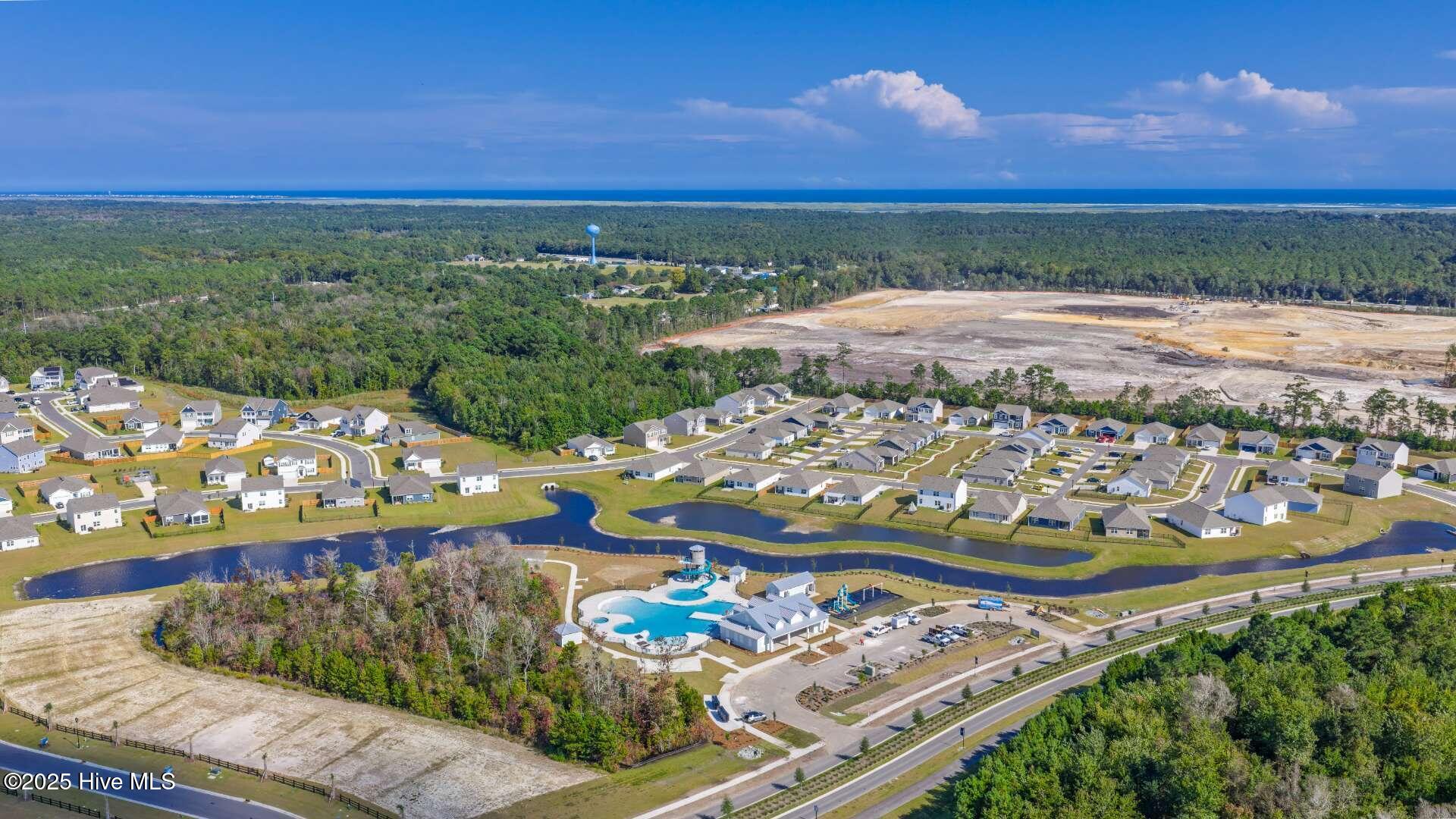 100539237 | Photo 32