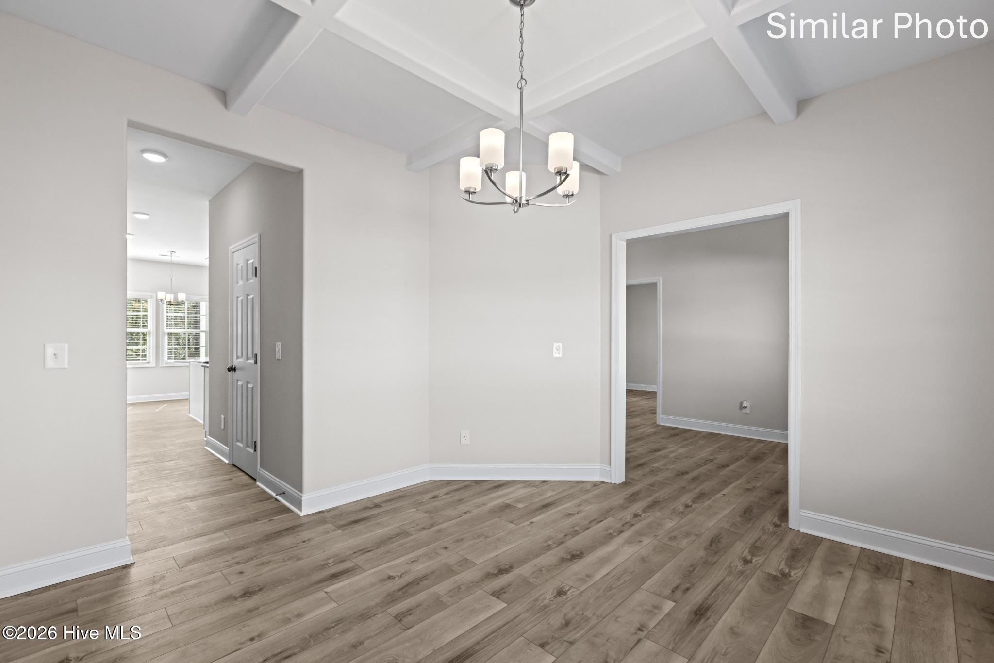 100552213 | Photo 14