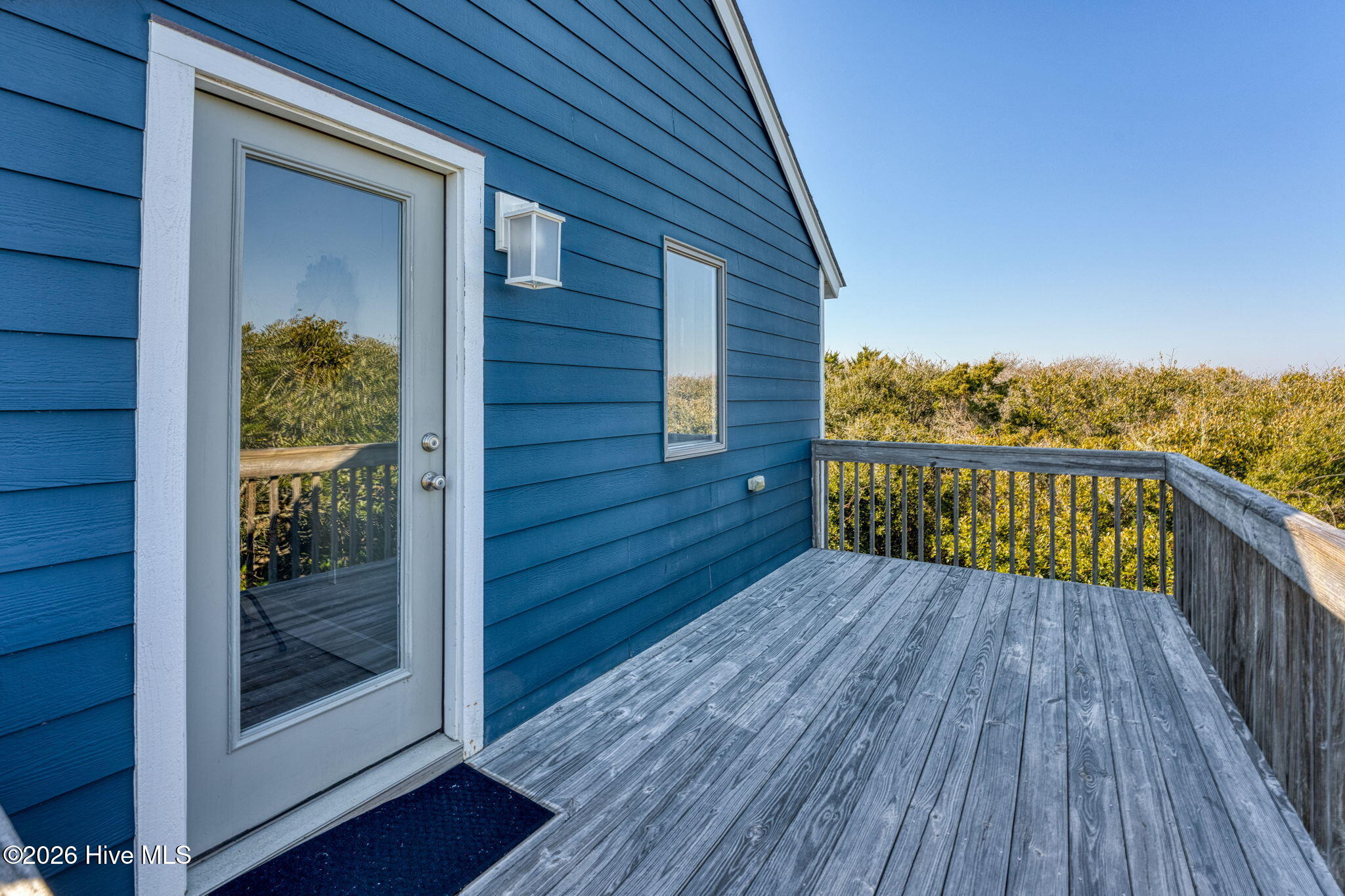 100552725 | Photo 11