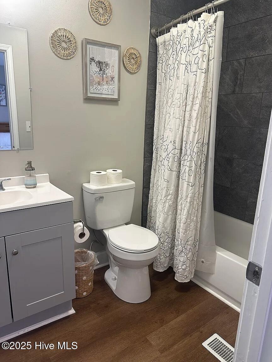 100543079 | Photo 14